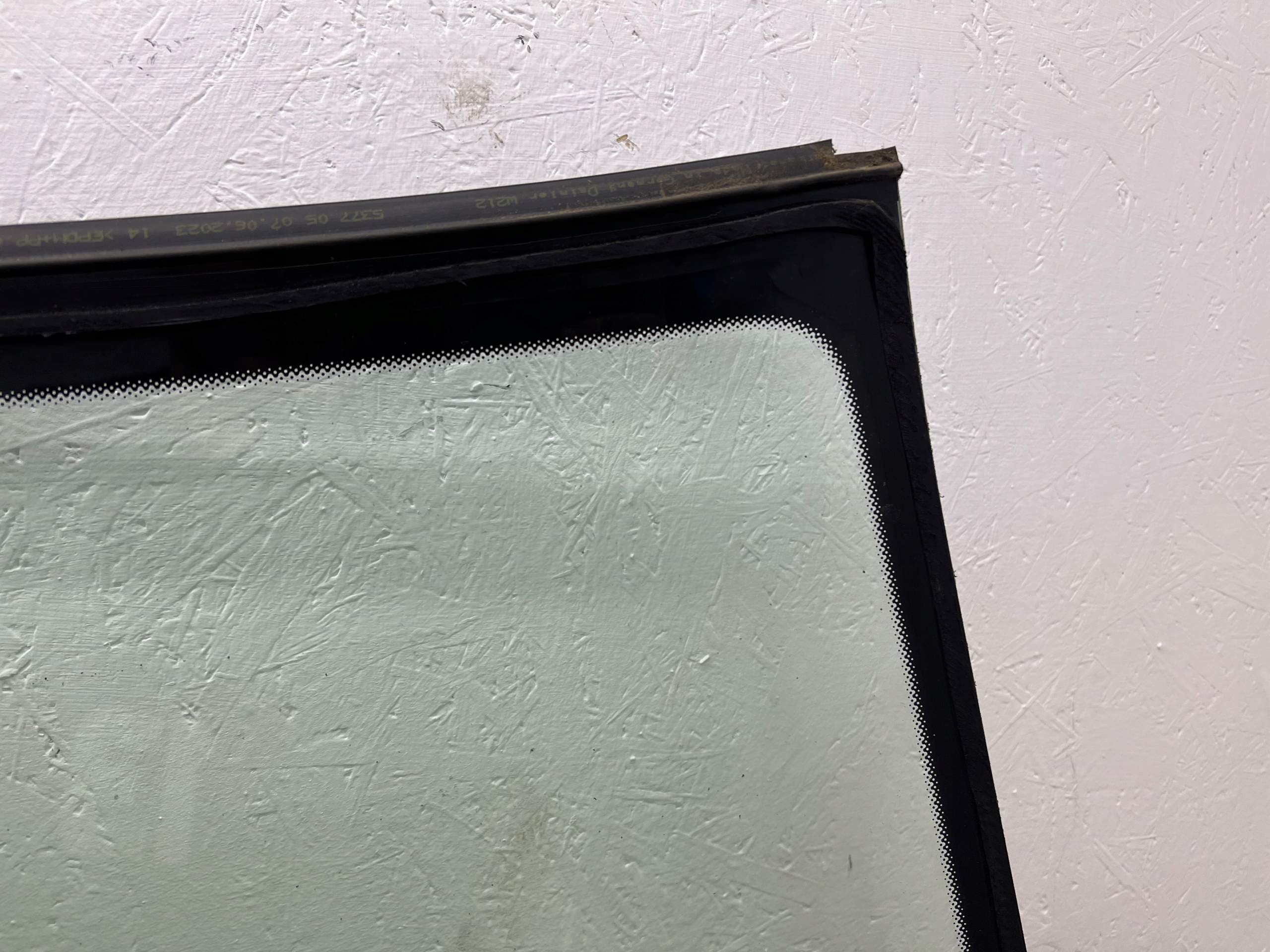 window iron front MERCEDES E KLASA W212 sensor kamera grzanie akustik