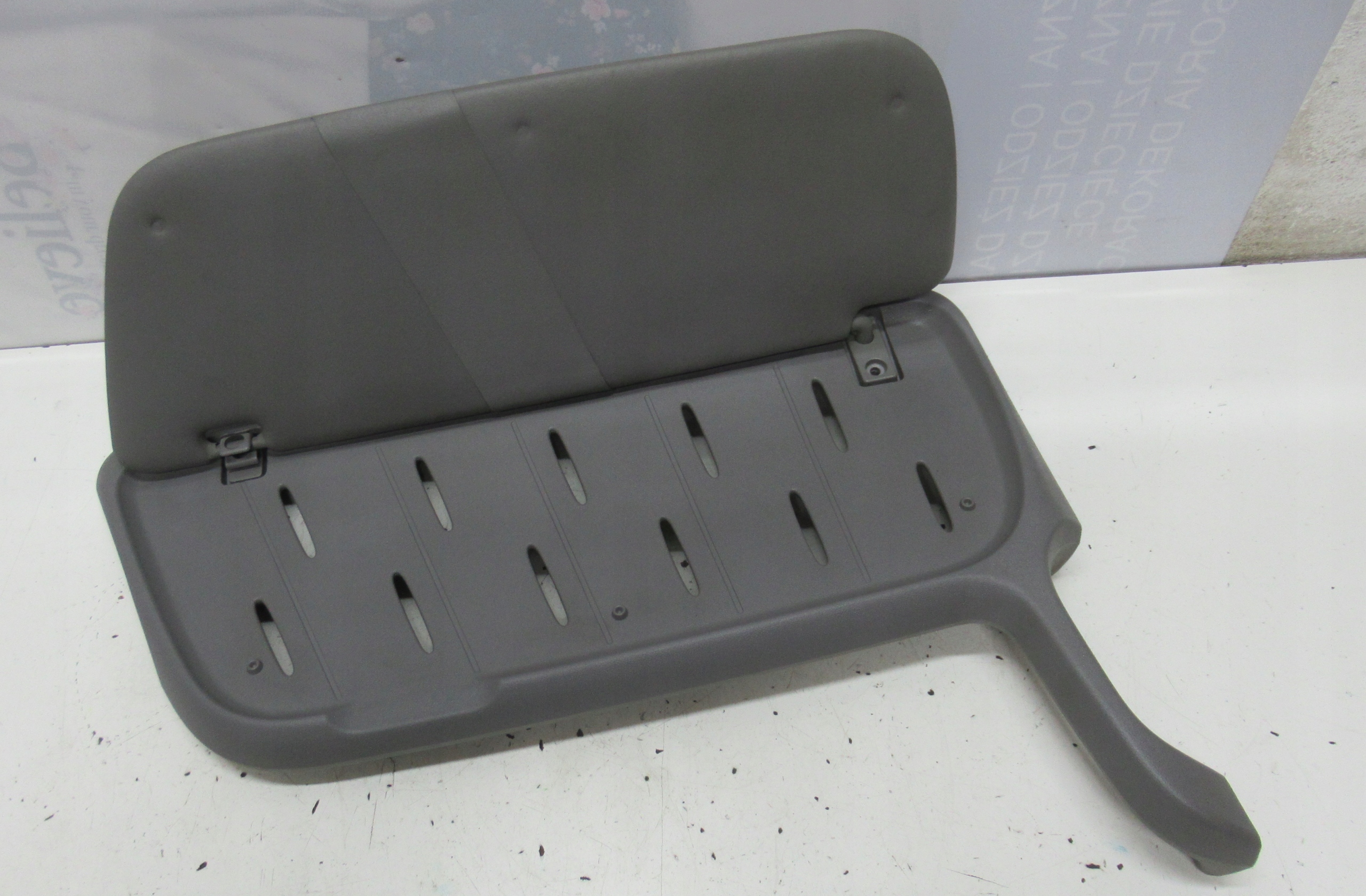 VW CRAFTER 07R cover PRZECIWSLONECZNA left