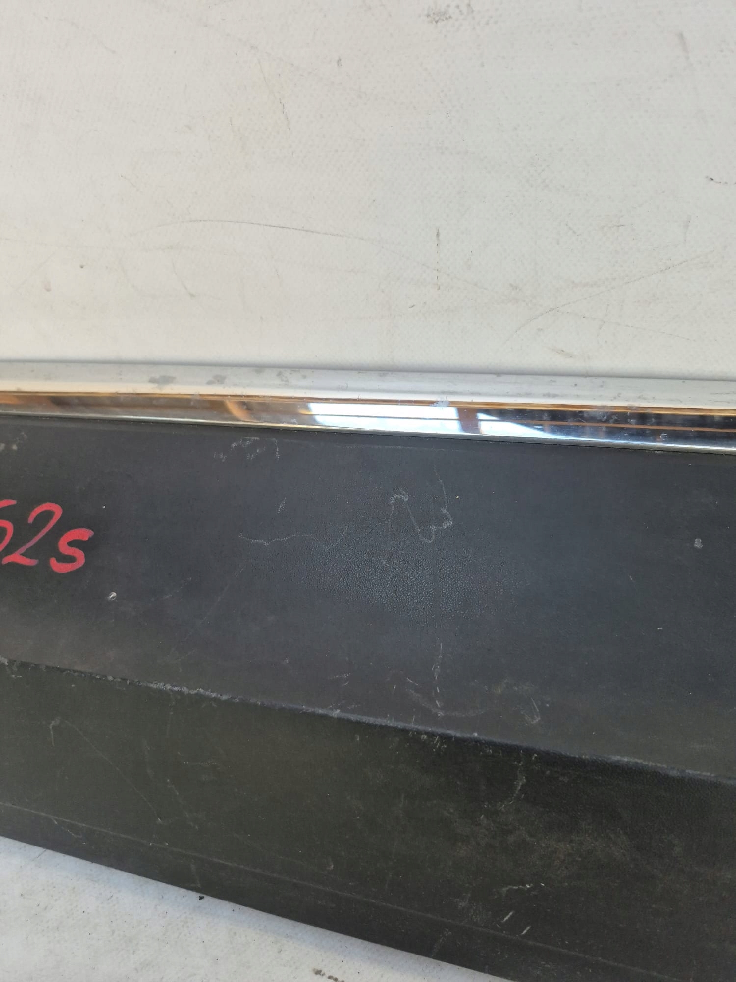 VW TIGUAN 2 II 16- left moulding door front 5NA854939P