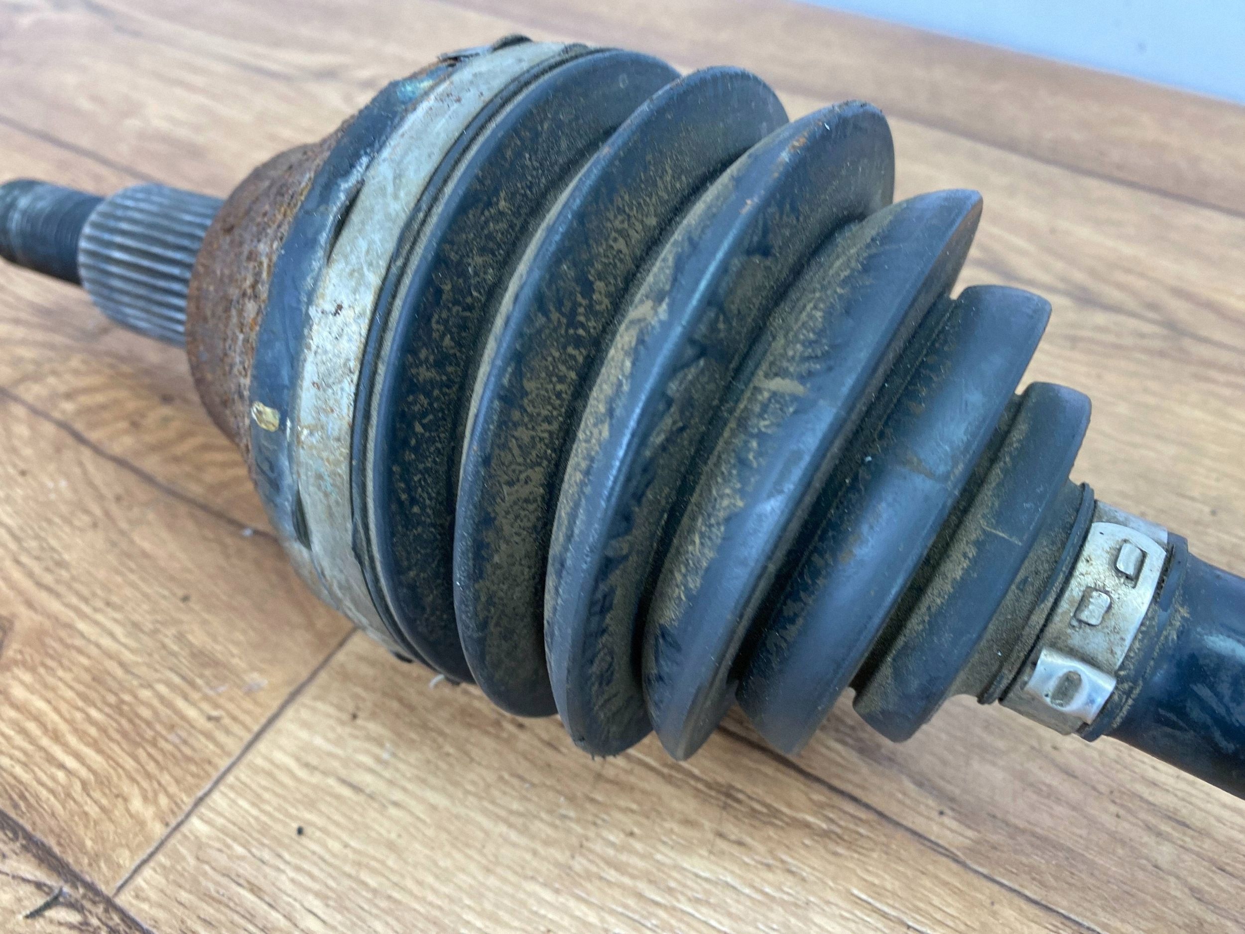 semi-axis front left Dodge Ram 1500 DT 2019+