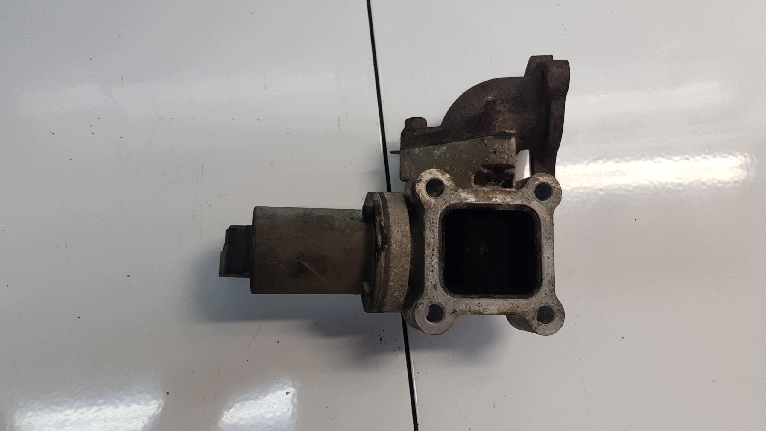KIA SORENTO 2.5CRDI egr ventil 28410-4A410