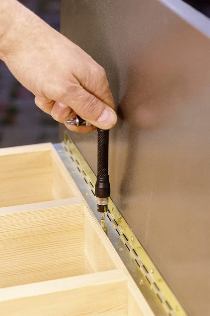 WKRĘTAK KĄTOWY UCHWYT DO KOŃCÓWEK BITÓW BITY 1/4'' Kod producenta V07026