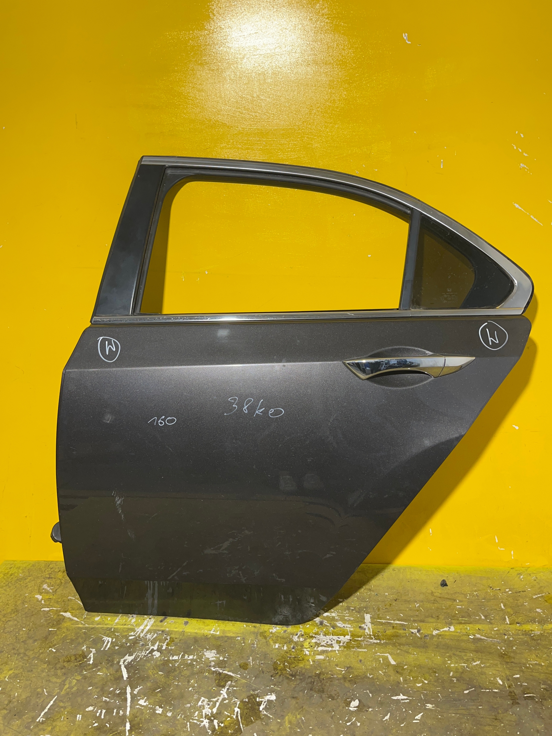 HONDA ACCORD DRZWI LEWY TYŁ 11r.