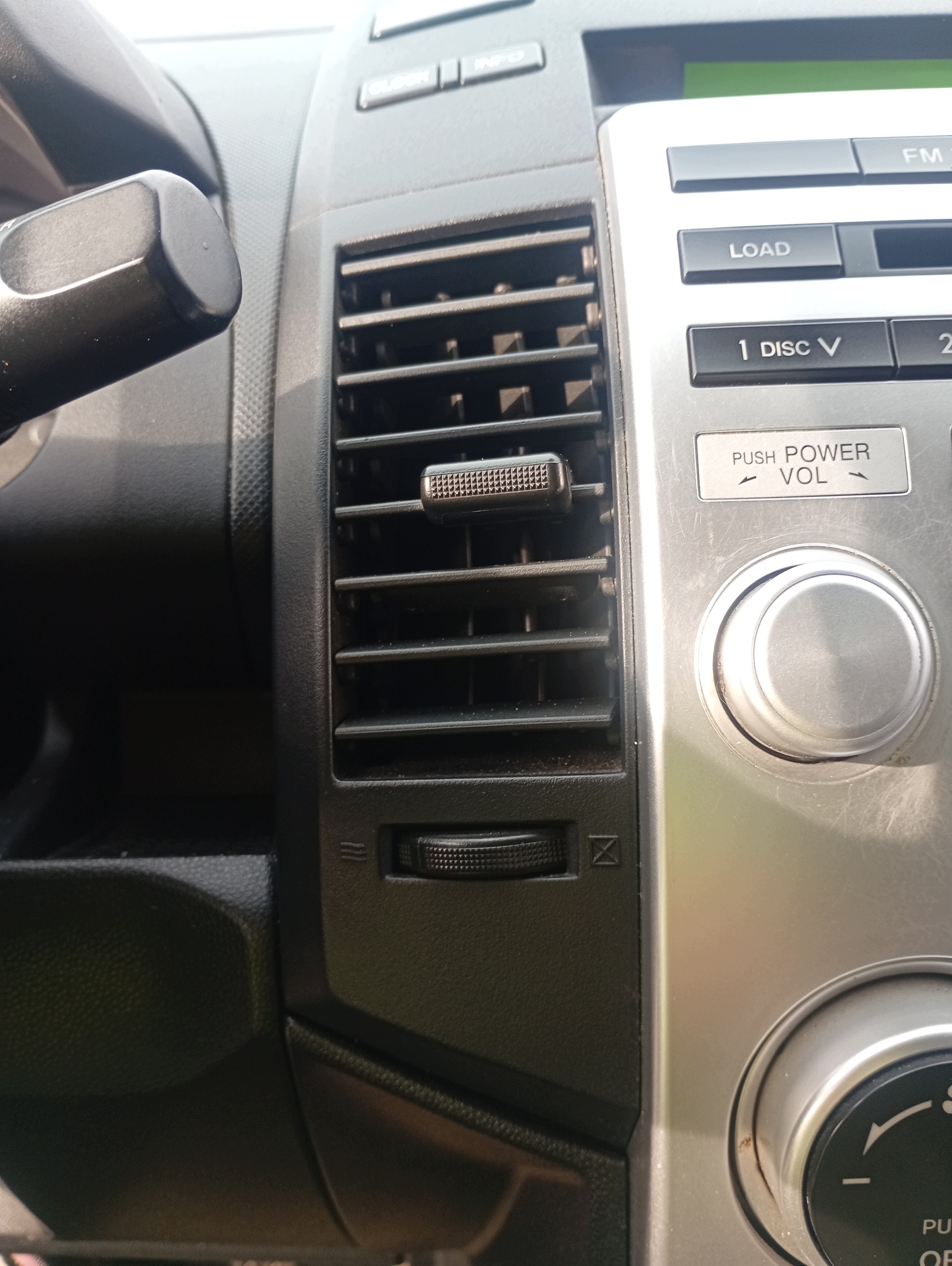 grid air conditioning devices air central left Mazda 5 V 05-10