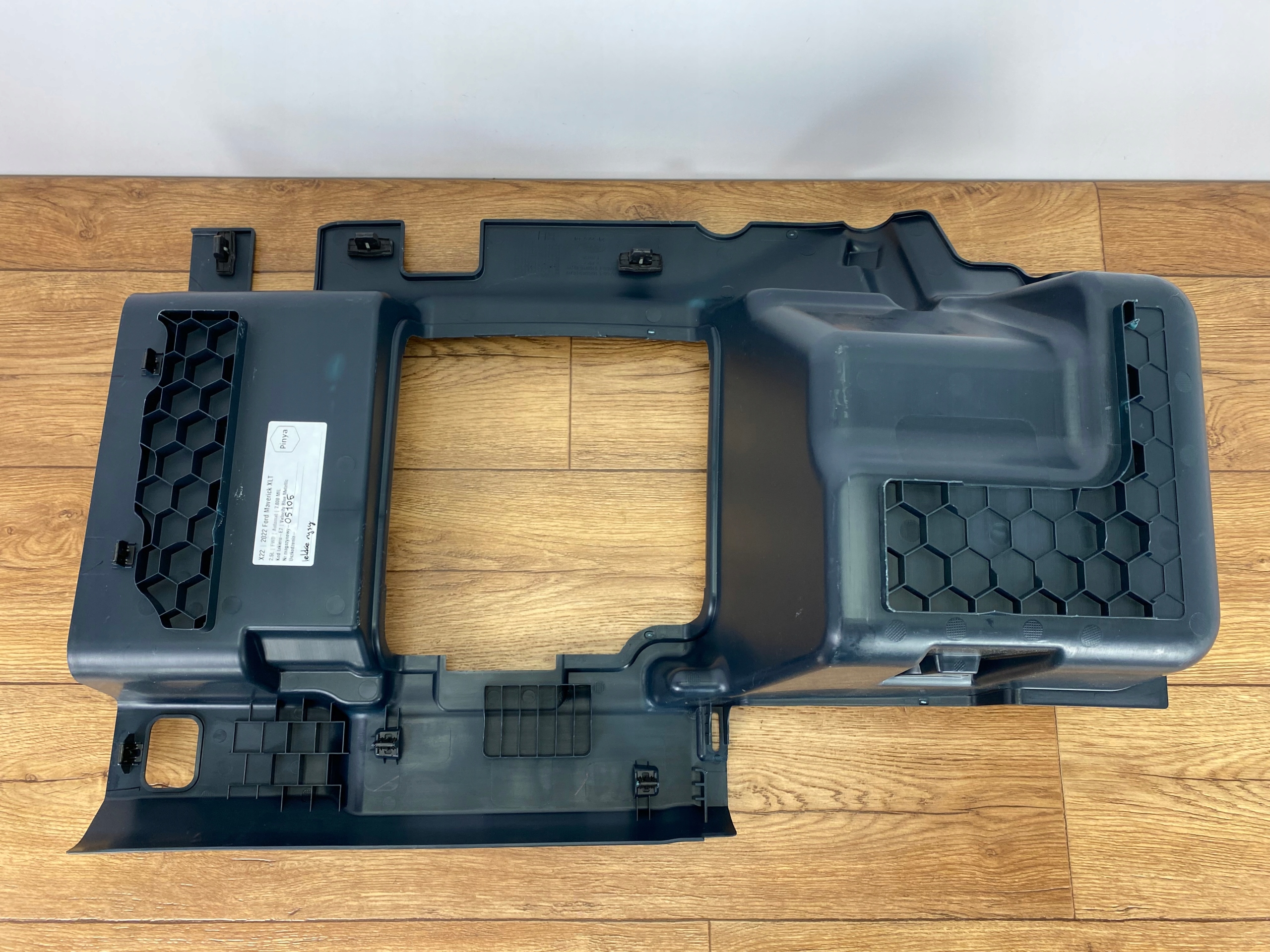 Blende Abdeckung akumulatora Ford Maverick 2022+ USA