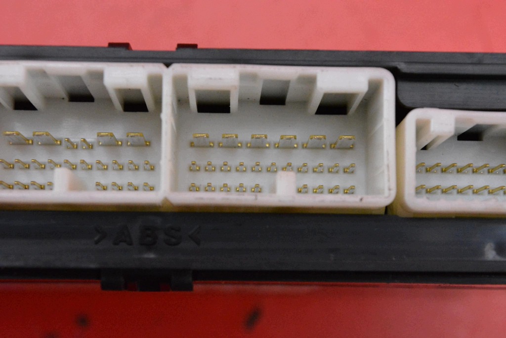 control unit module door left front 89222-50280 LEXUS LS 4 IV LS600H 06-09
