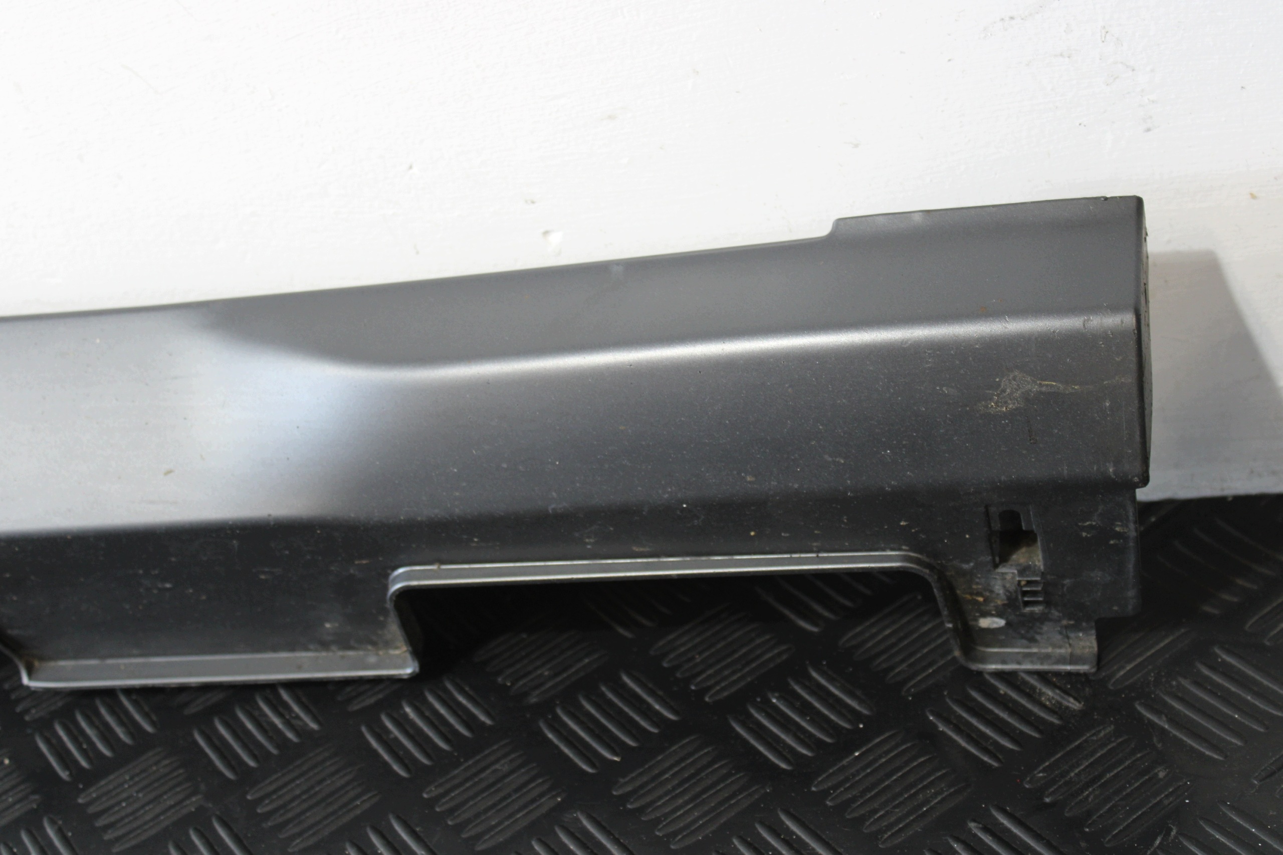 cap threshold threshold right 87752-J9500 HYUNDAI KONA 1.6 CRDI