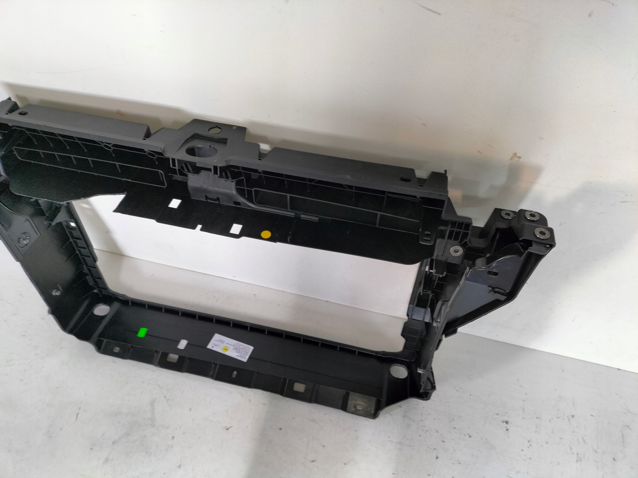 support panel for radiators pillar front VW TIGUAN III 24- SKODA KODIAQ II 23