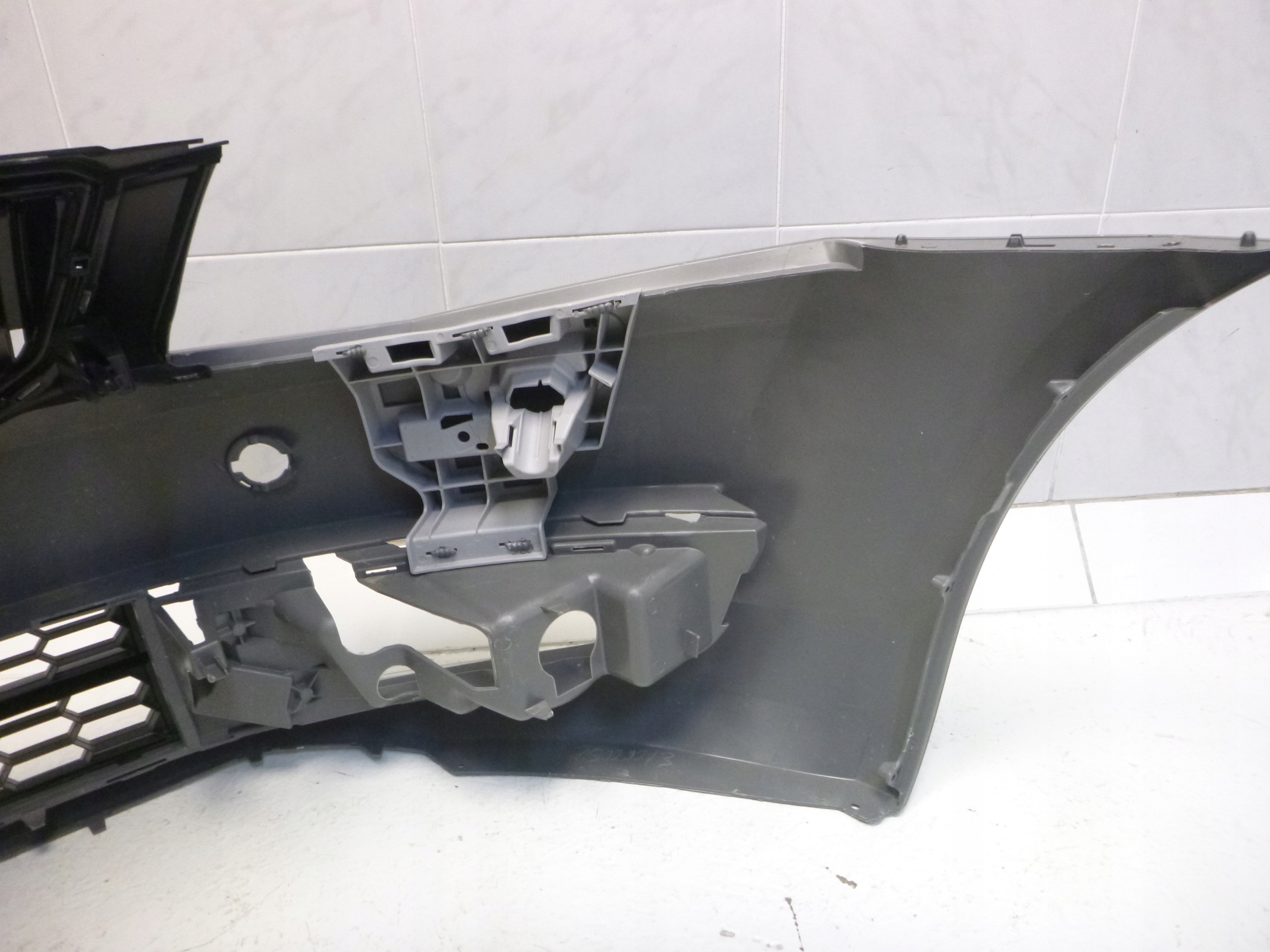 SKODA OCTAVIA 3 III bumper front grill front