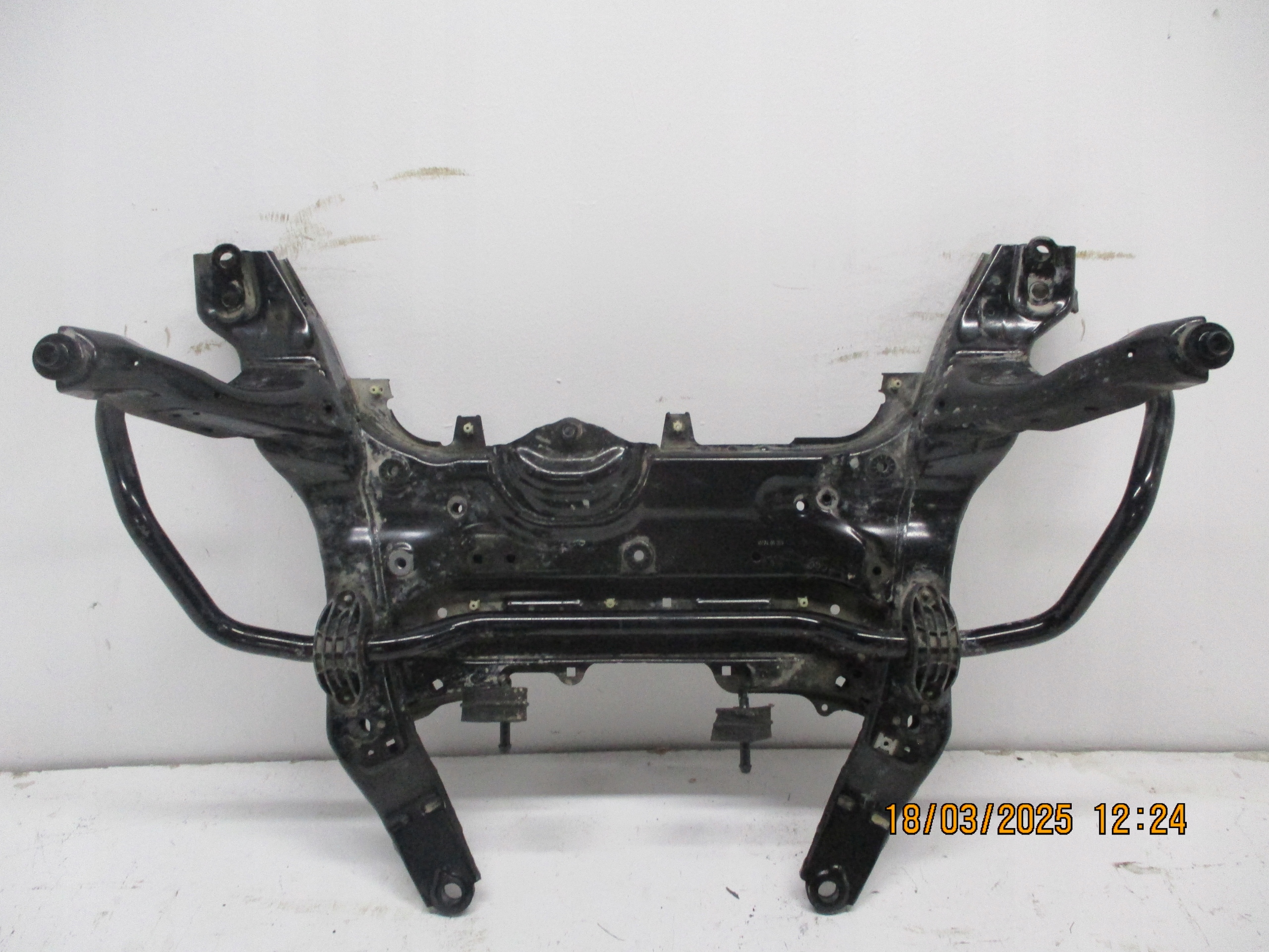 axle beam subframe axle beam front front BMW X2 U10 8836336