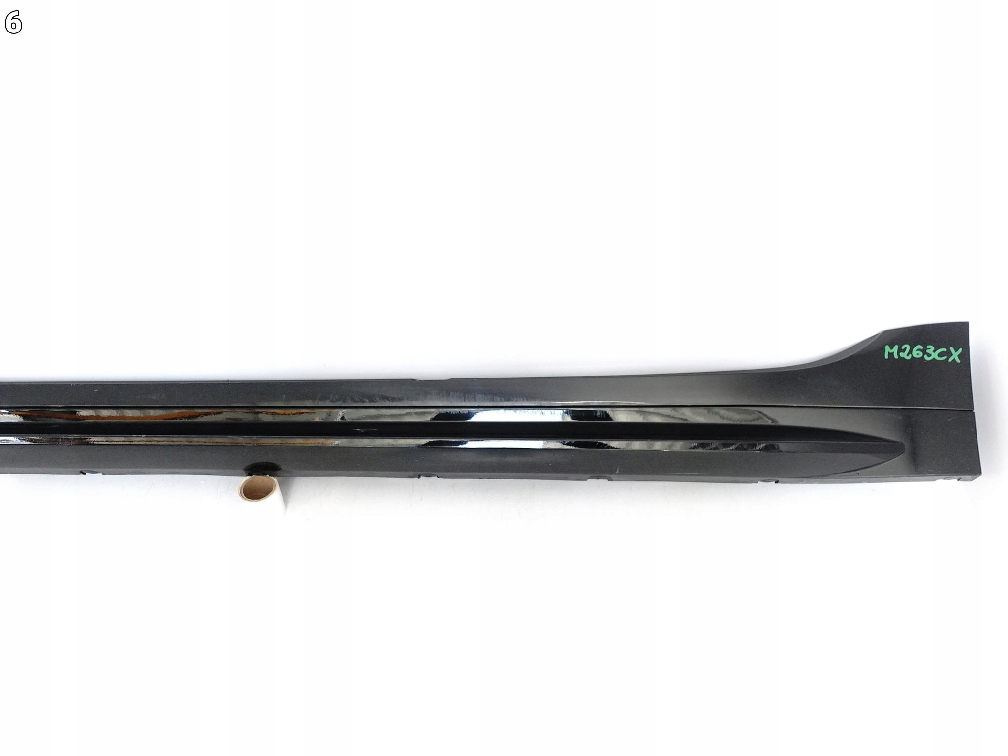 BMW M3 G80 21- moulding threshold cap complete left