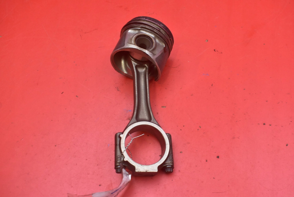 piston connecting rod BKD VW GOLF 5 V plus 2.0 TDI 140 KM 03-09