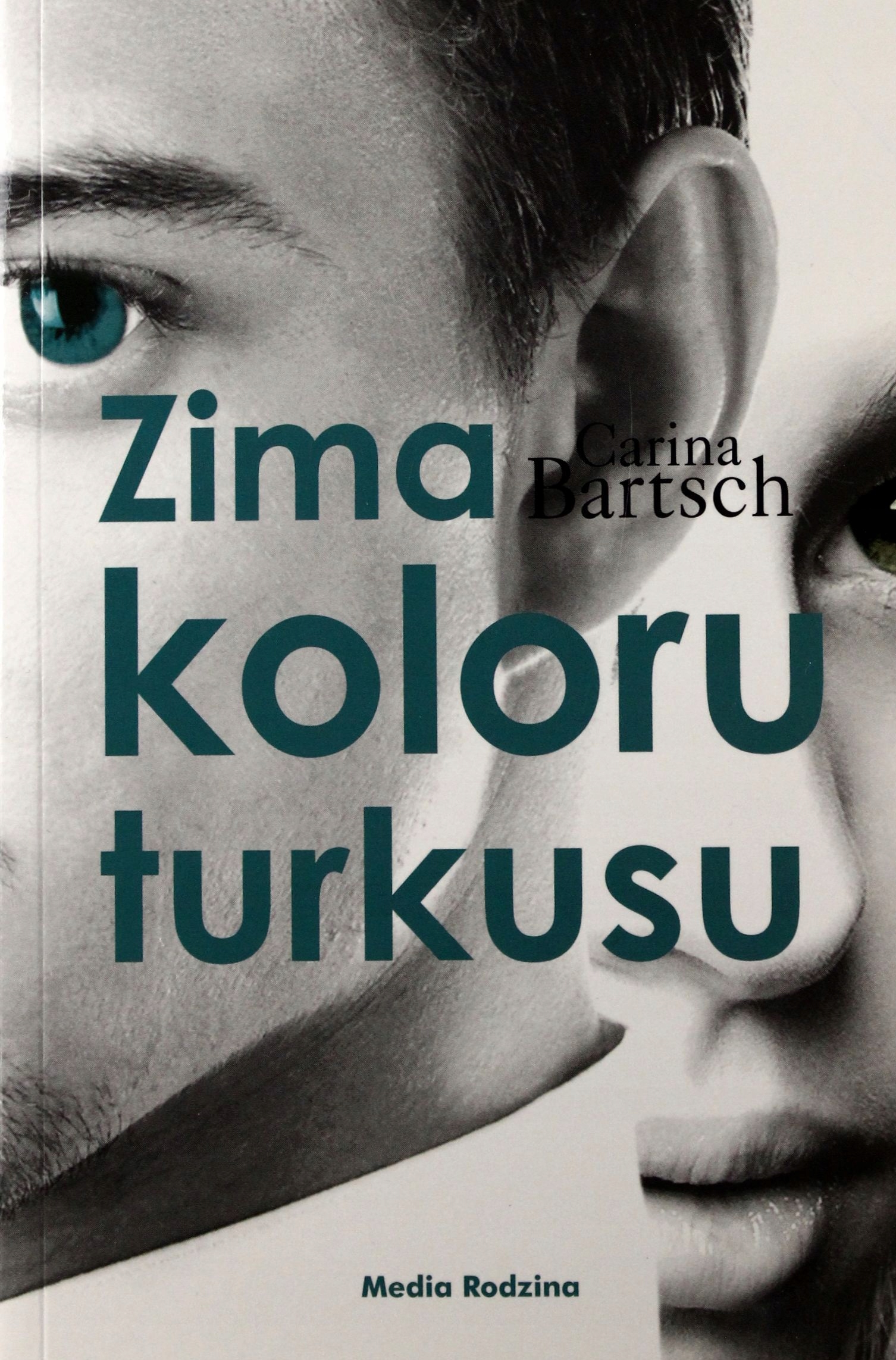 

Zima Koloru Turkusu Carina Bartsch (książka)