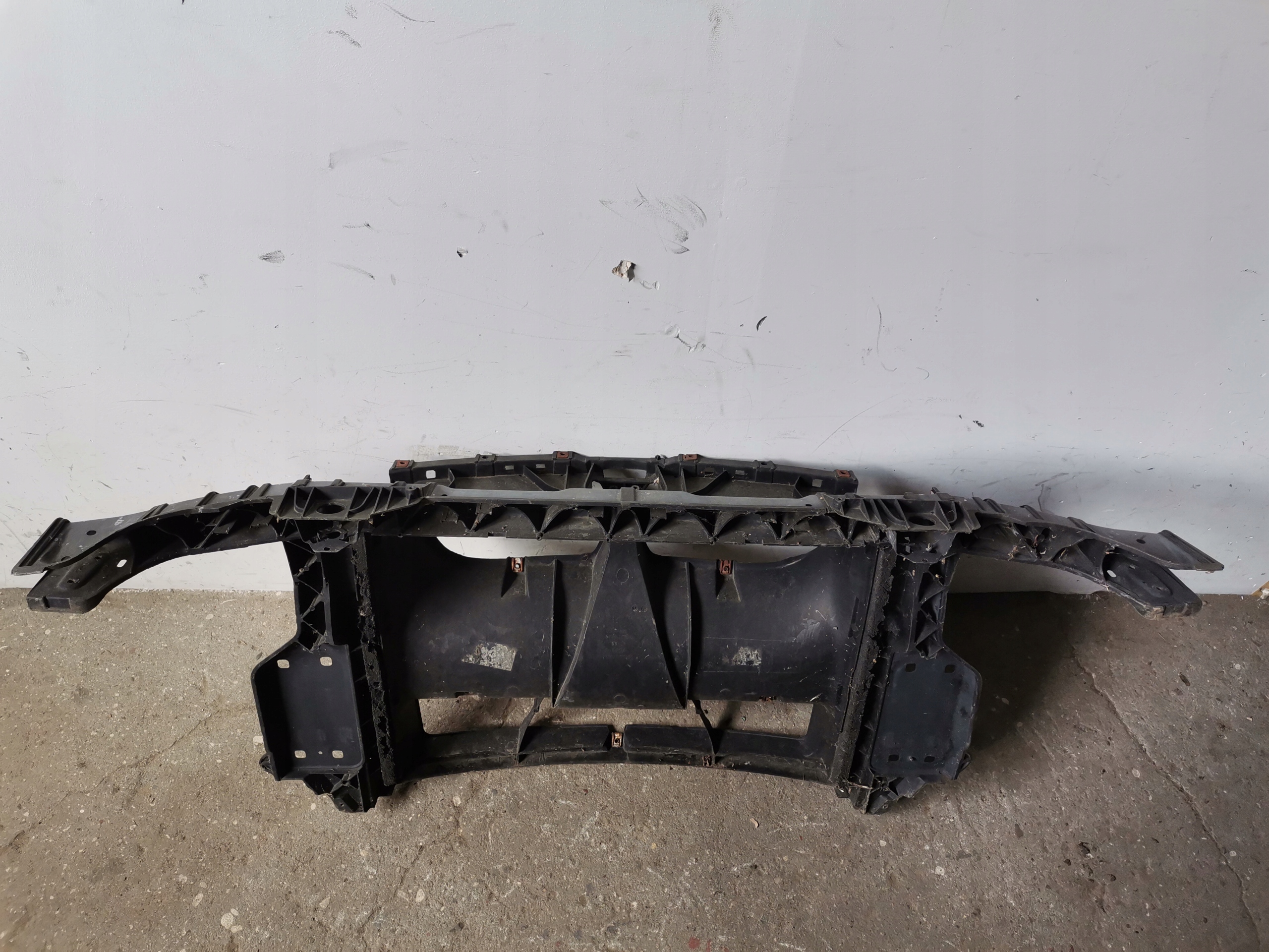 support panel for radiators front pillar BMW 1 E87 E81 04-11 1857513007