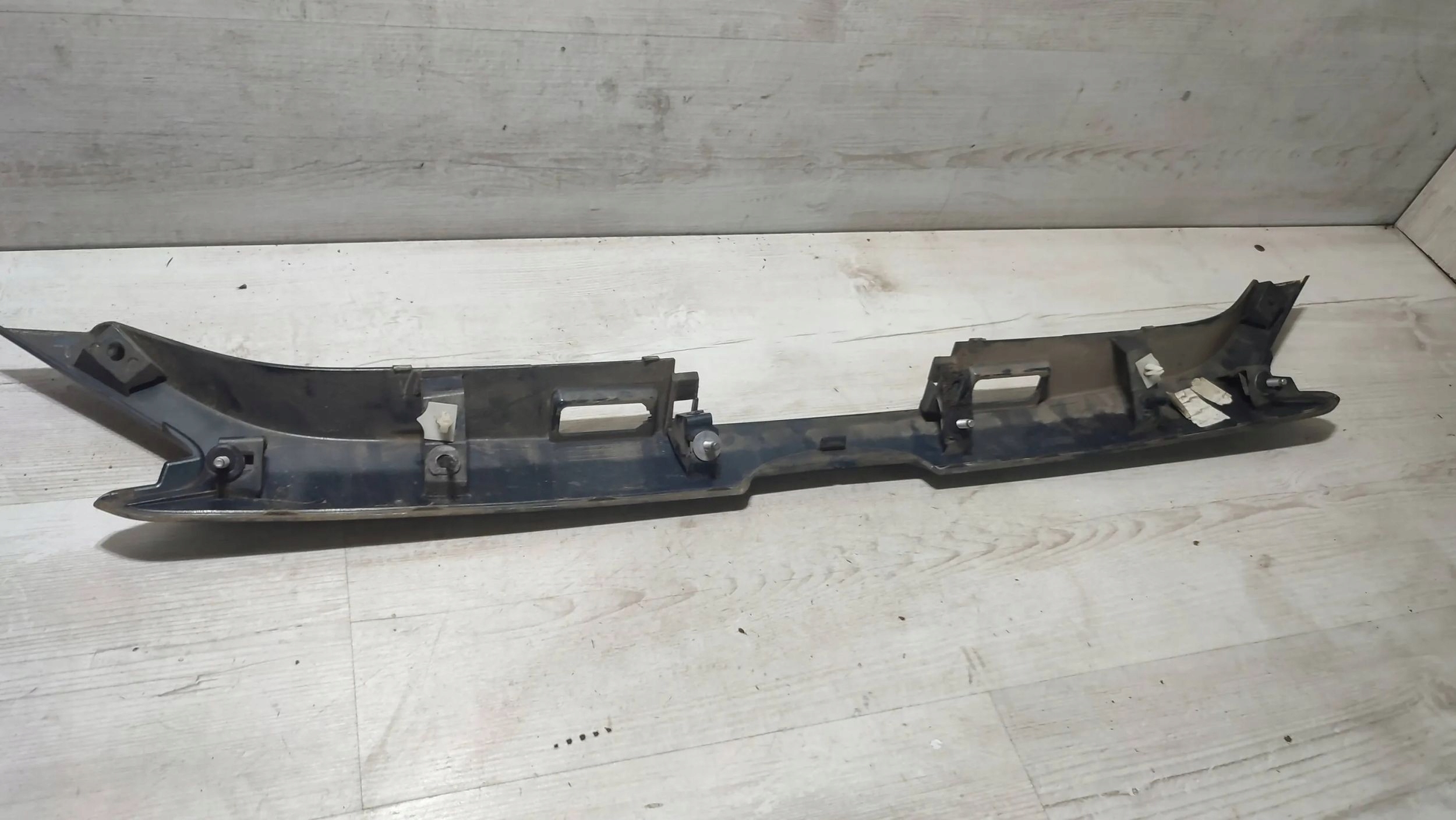 Ford Mondeo MK5 16r 2.0TDCi cap bonnet rear part