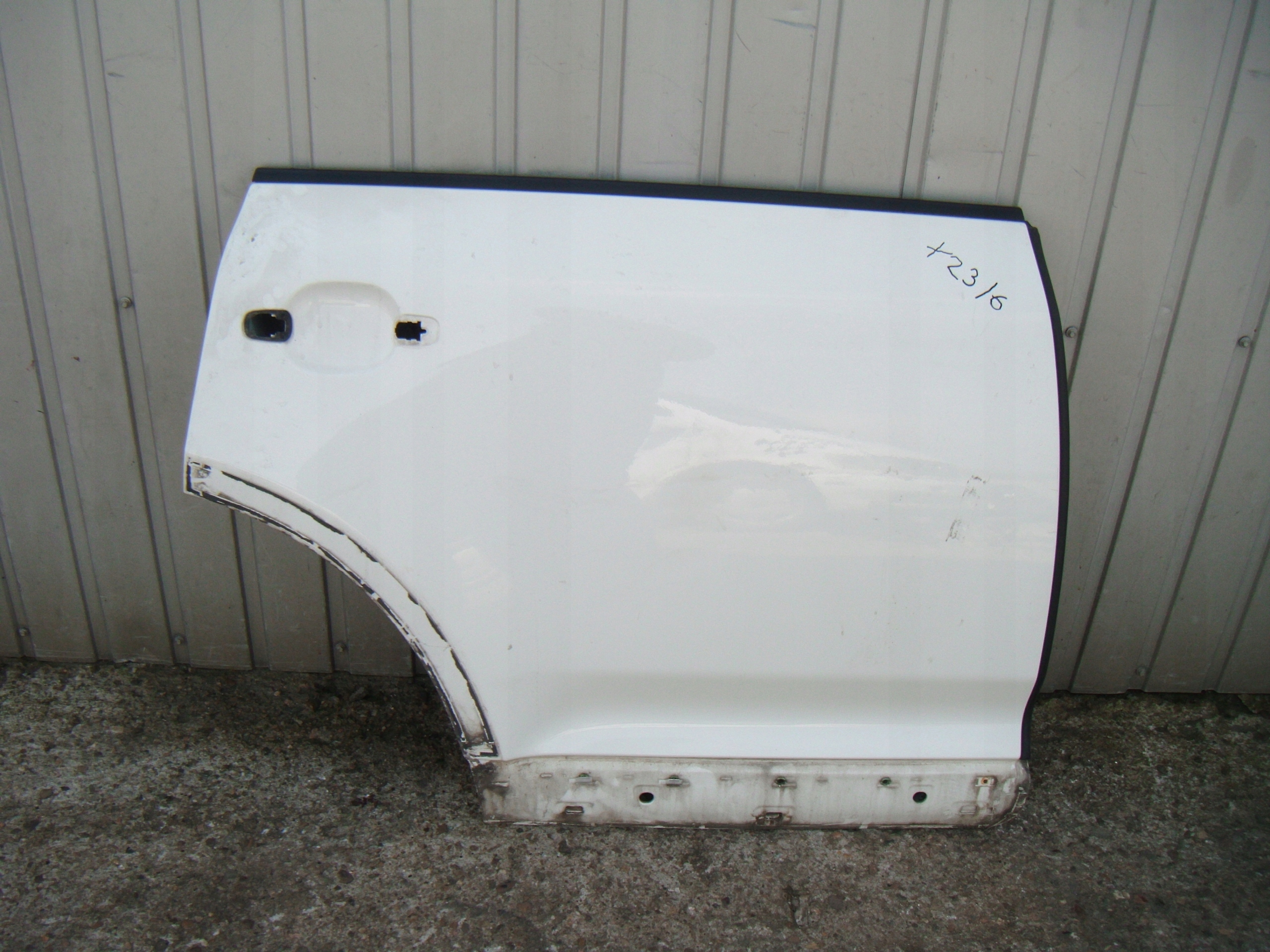 PORSCHE CAYENNE 02-10 7L LC9Z DRZWI PRAWY TYŁ