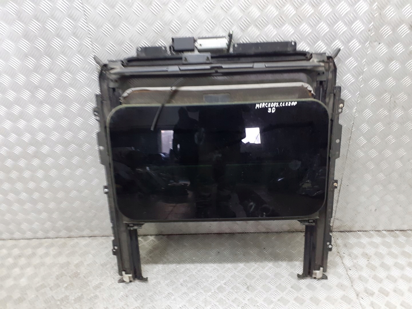 SZYBERDACH MERCEDES CLK 200 2.0