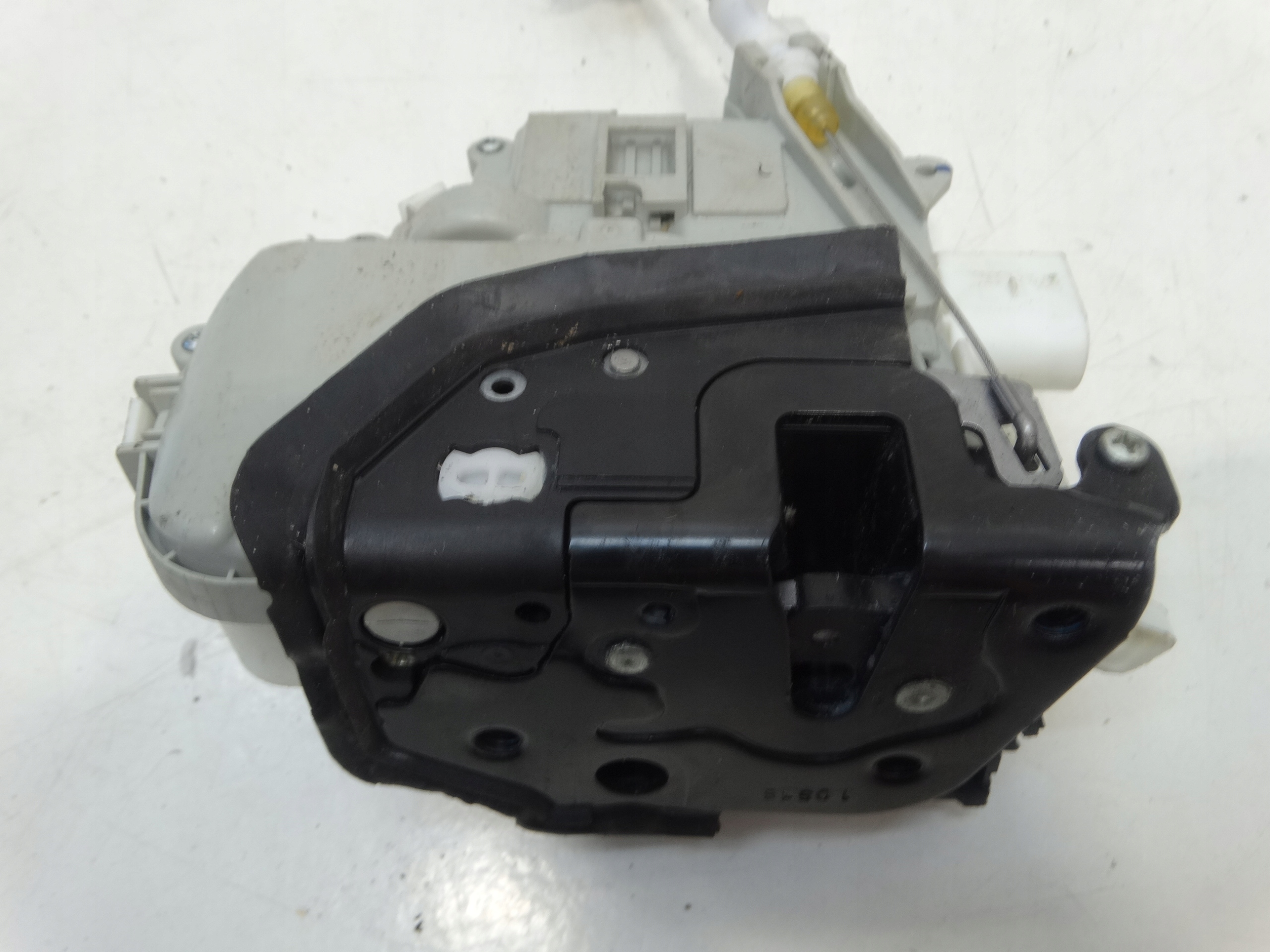 lock door left front VOLKSWAGEN AUDI 8J1837015E 7PIN