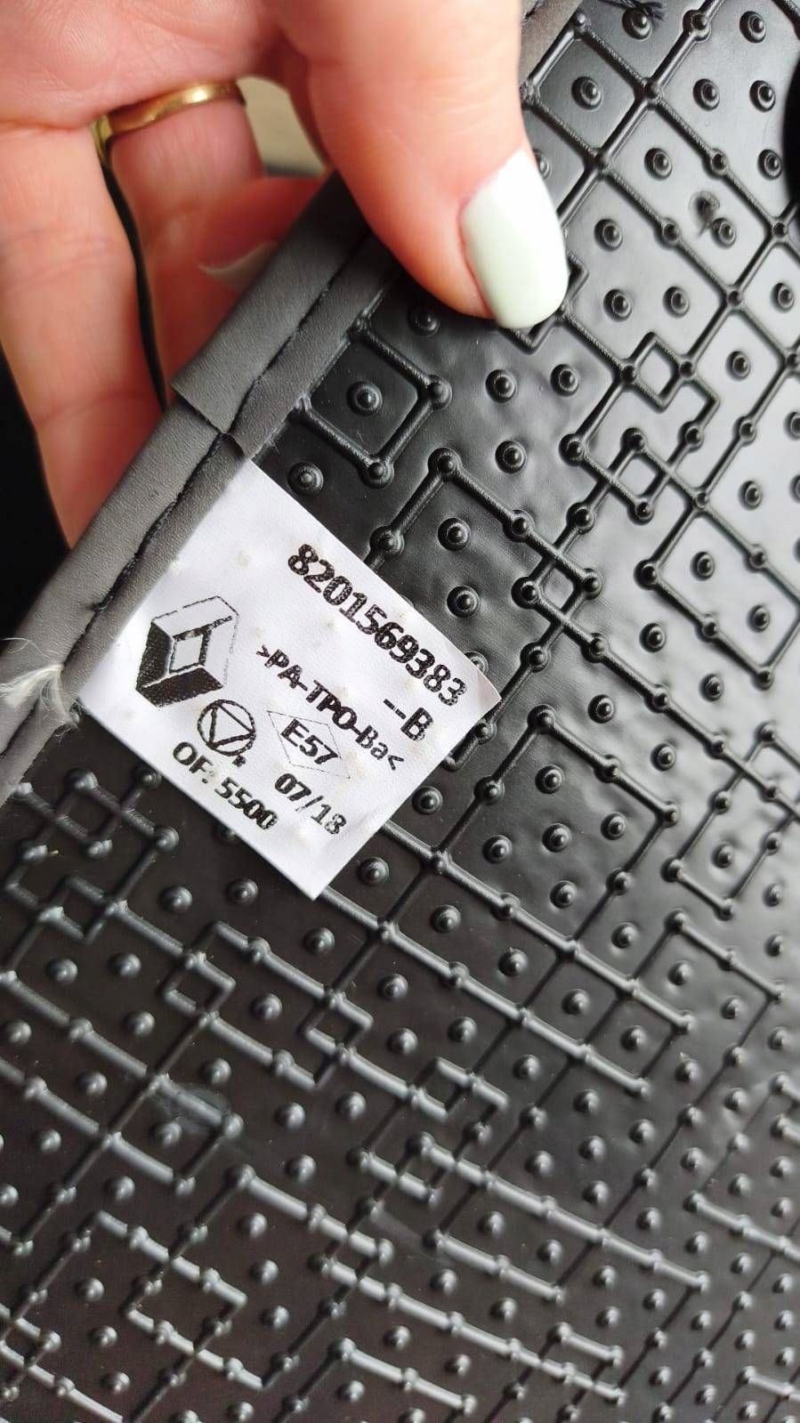 mats samochodowe Komplet Renault Kadjar 8201569383r