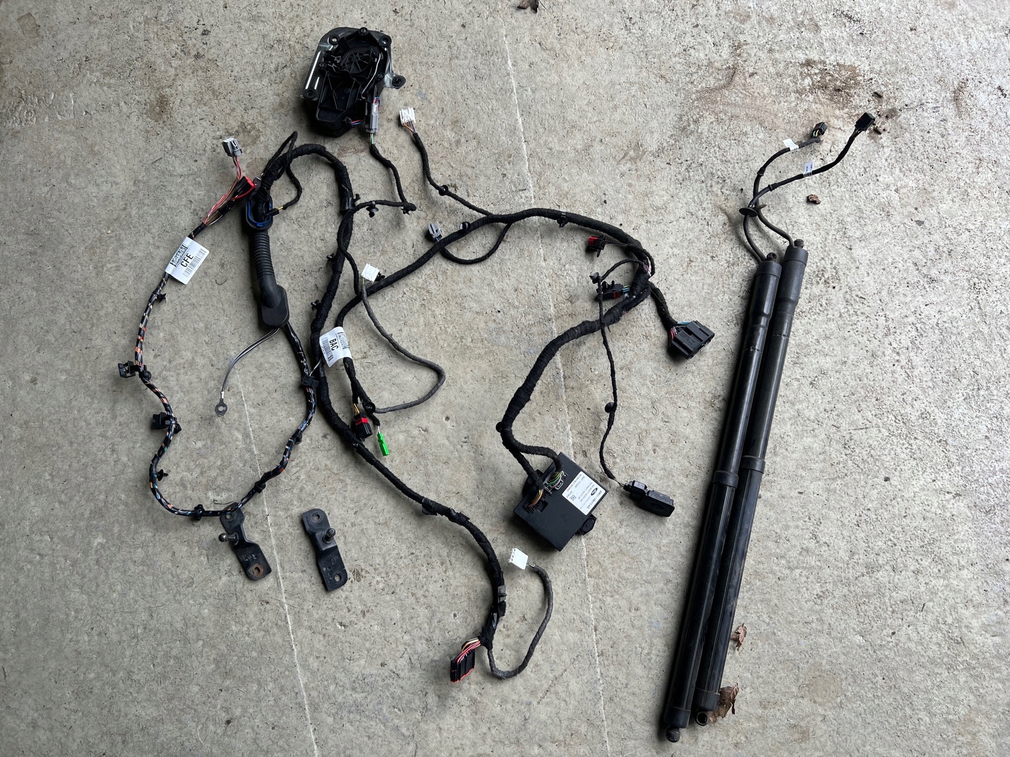 C-MAX MK2 ELEKTRYCZNE OTWIERANIE KLAPY