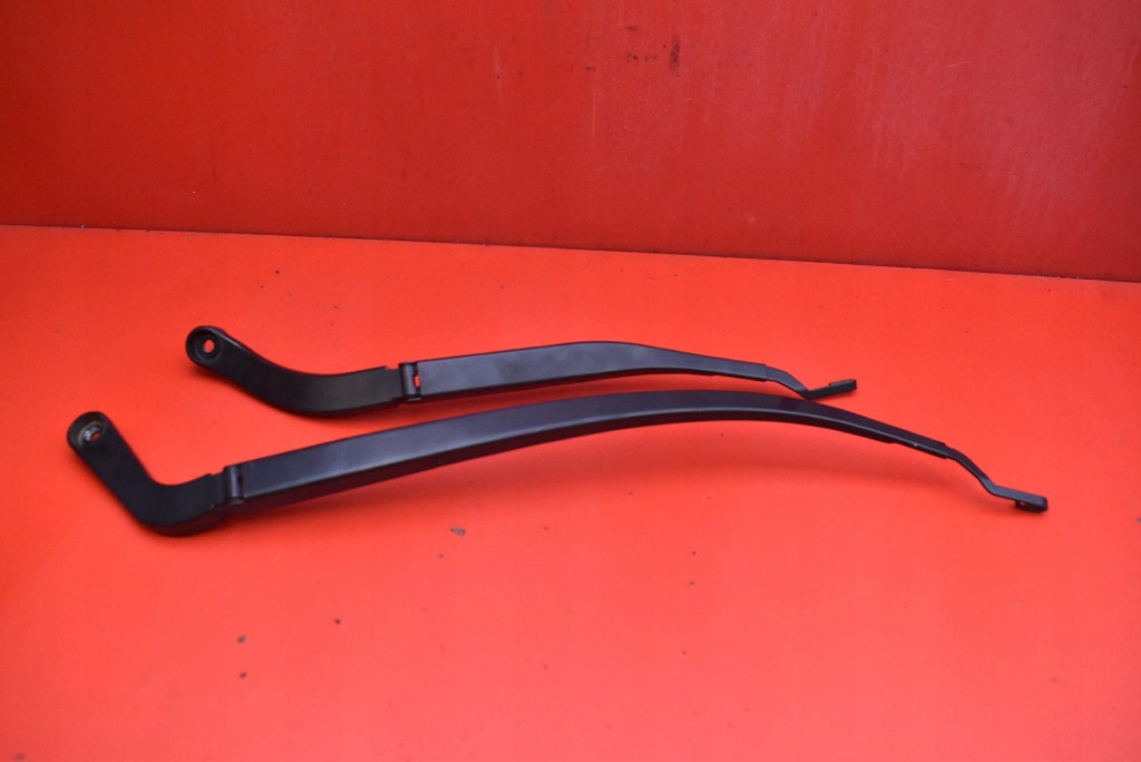 wiper arm front EU JEEP CHEROKEE 5 V KL 13-17