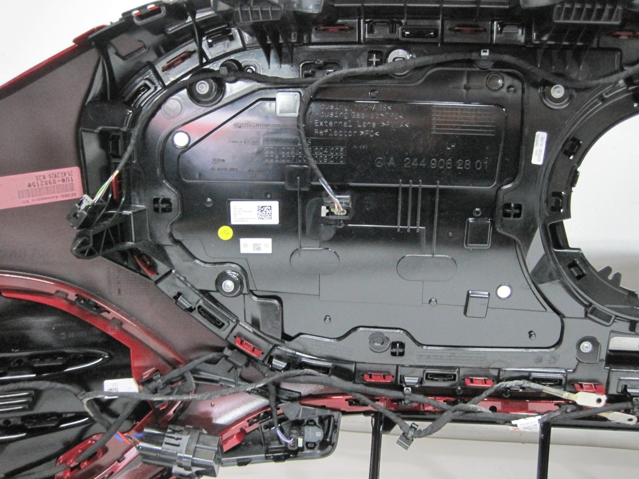 Frontstoßstange MERCEDES GLB A244 6 PDC 25R vorne