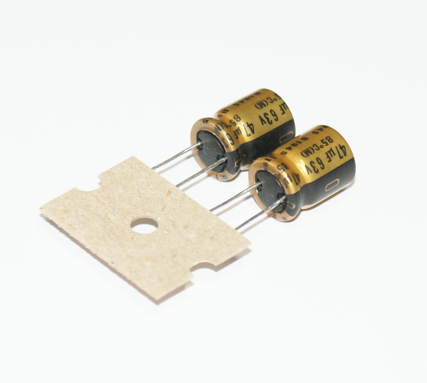 AUDIOFILSKI NICHICON FG Fine Gold 47uF/63V - 2 sztuki (#646) Producent Nichicon