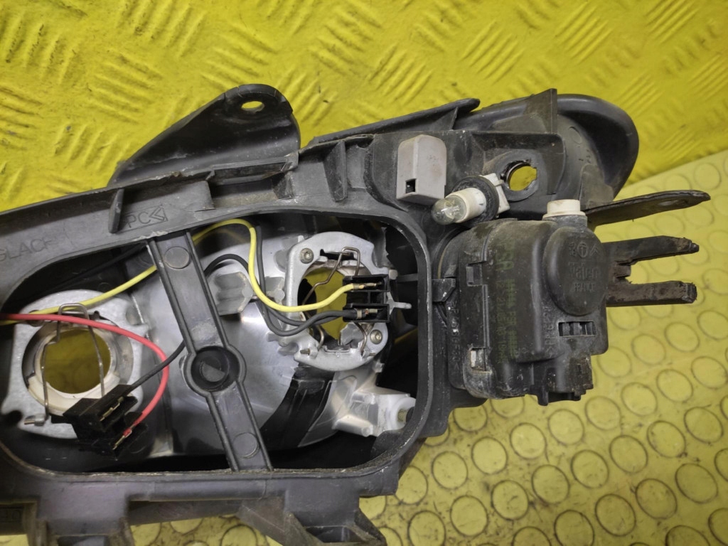 PEUGEOT 206 LIFT REFLEKTOR light right front
