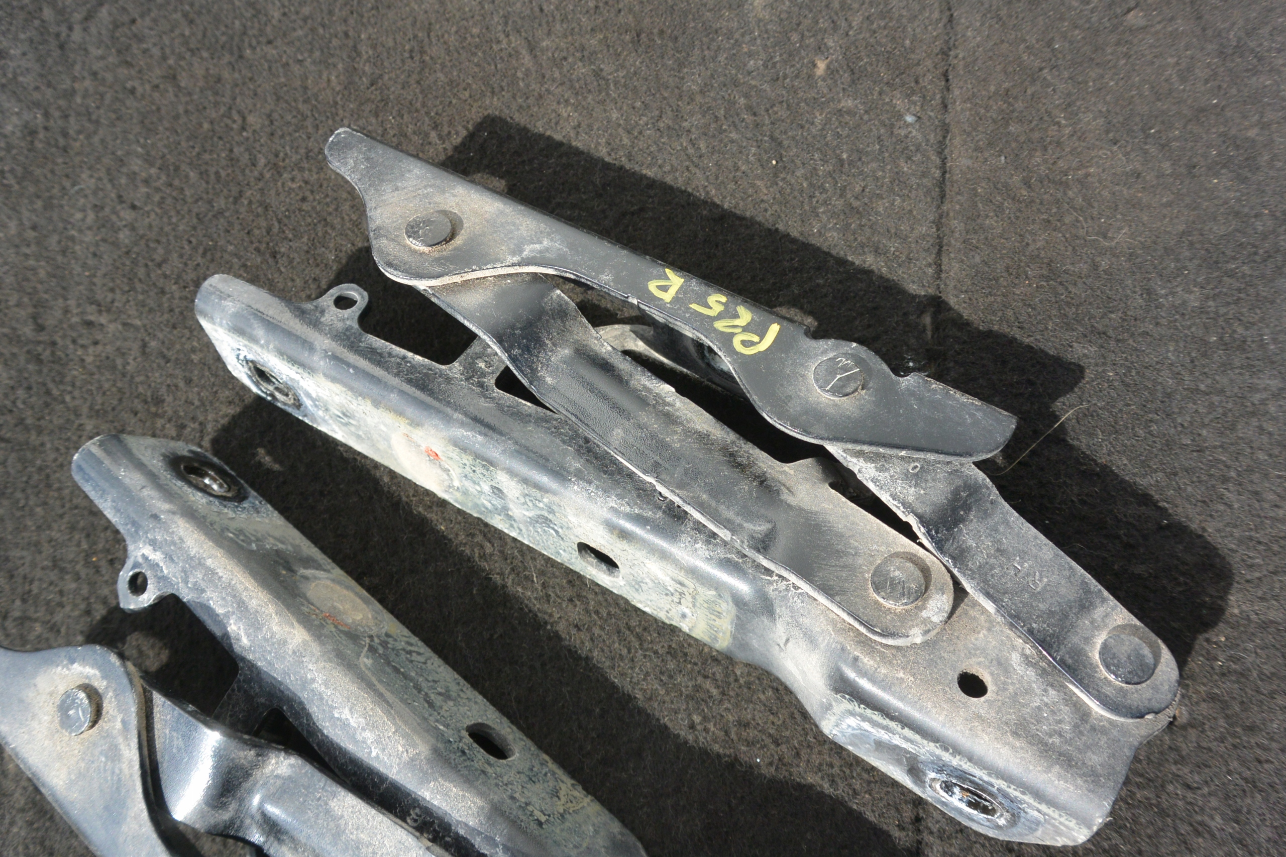 hinge bonnets right left TESLA MODEL S 12-16