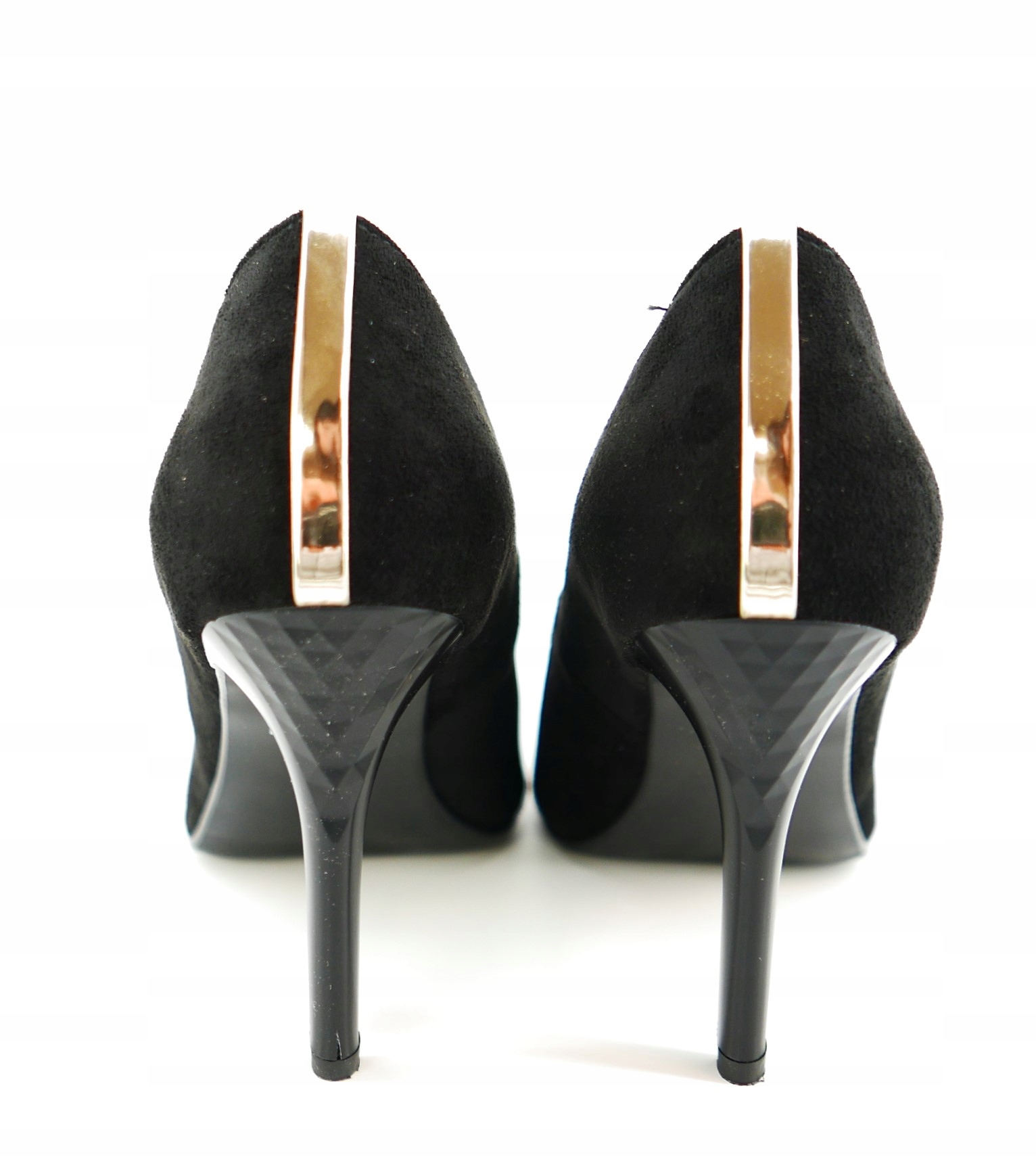 SKORPIO POLSKIE SZPILKI DAMSKIE CZARNE ZAMSZ R38 Kod producenta 665 182 CZARNE