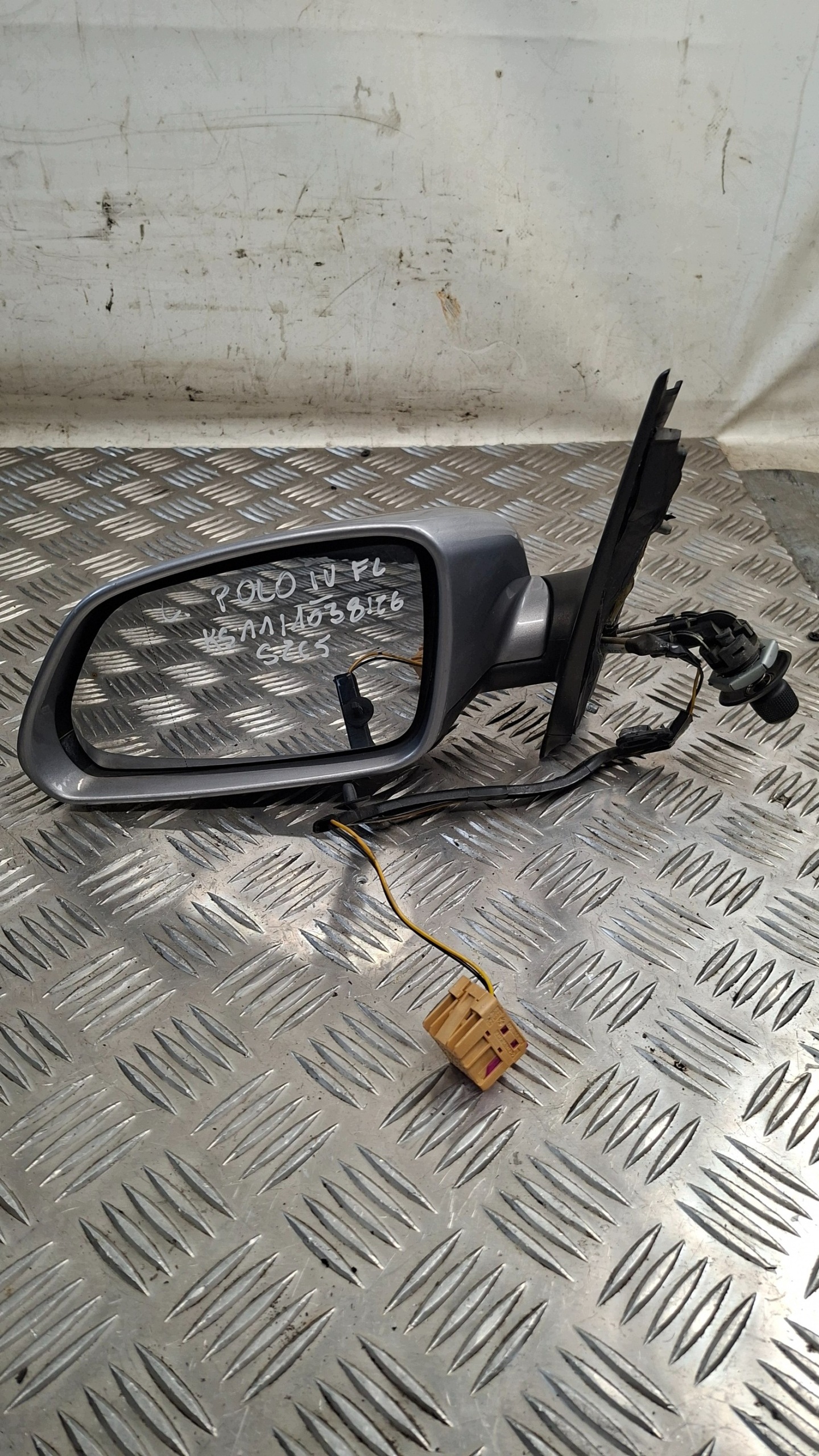 Spiegel links VW POLO IV FL