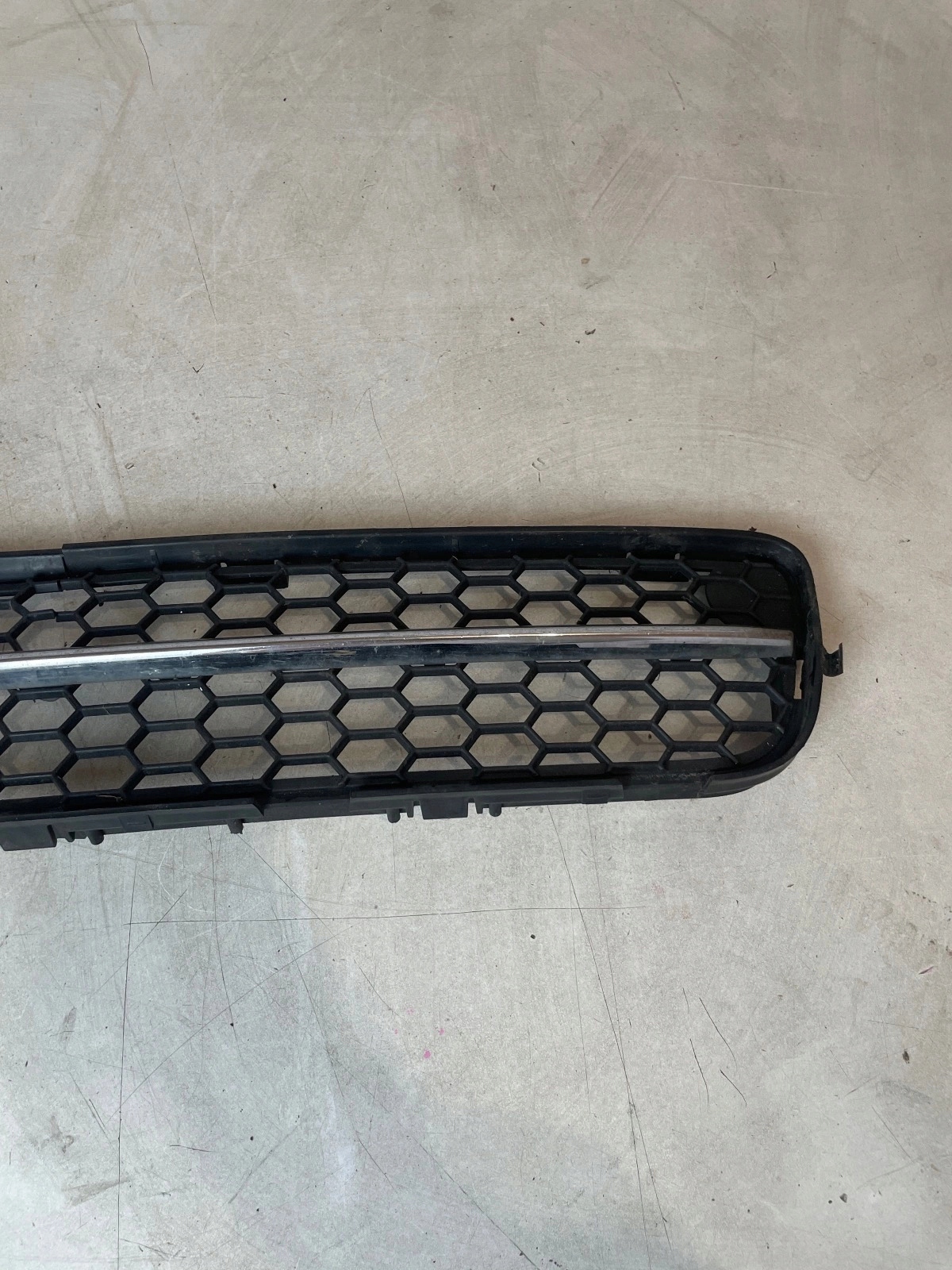 Grill mitte Lüftungsgitter der Stoßstange Volvo S80 ii lift chrom
