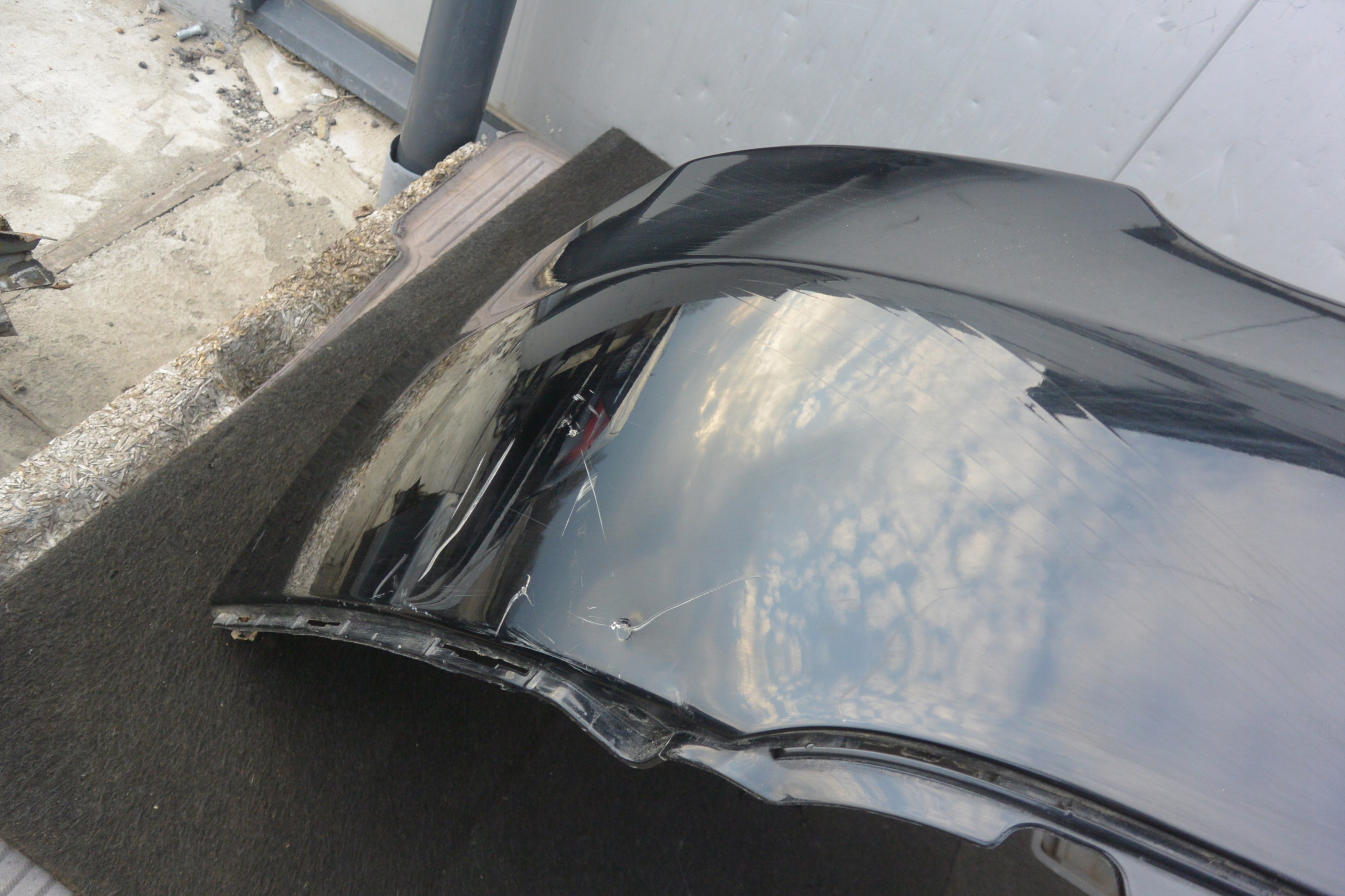 TESLA MODEL S bumper rear part without PDC before lift
