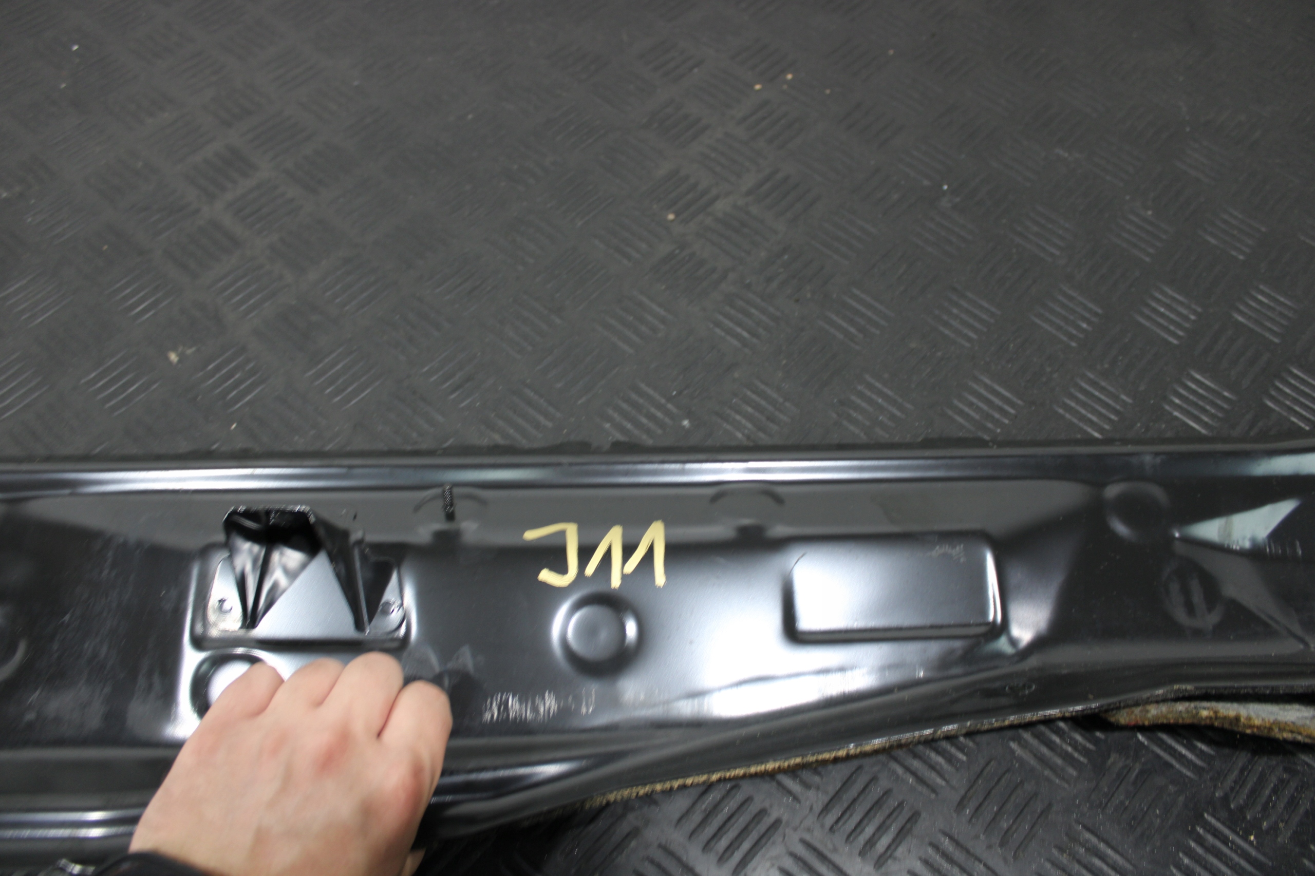 torpedo lower metallic QASHQAI J11
