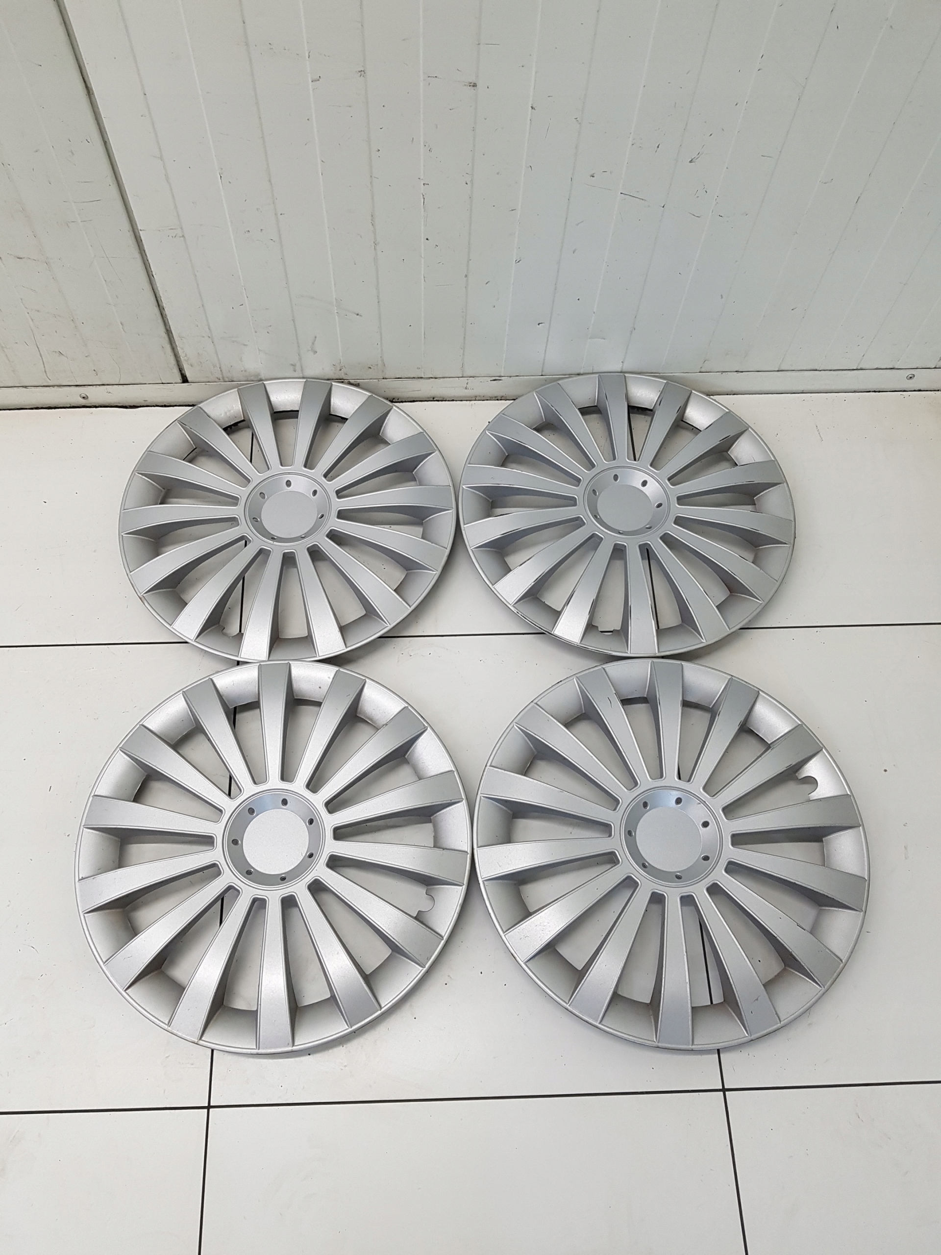 decorative disc cover UNIWERSALNE KOMPLET 15 CALI