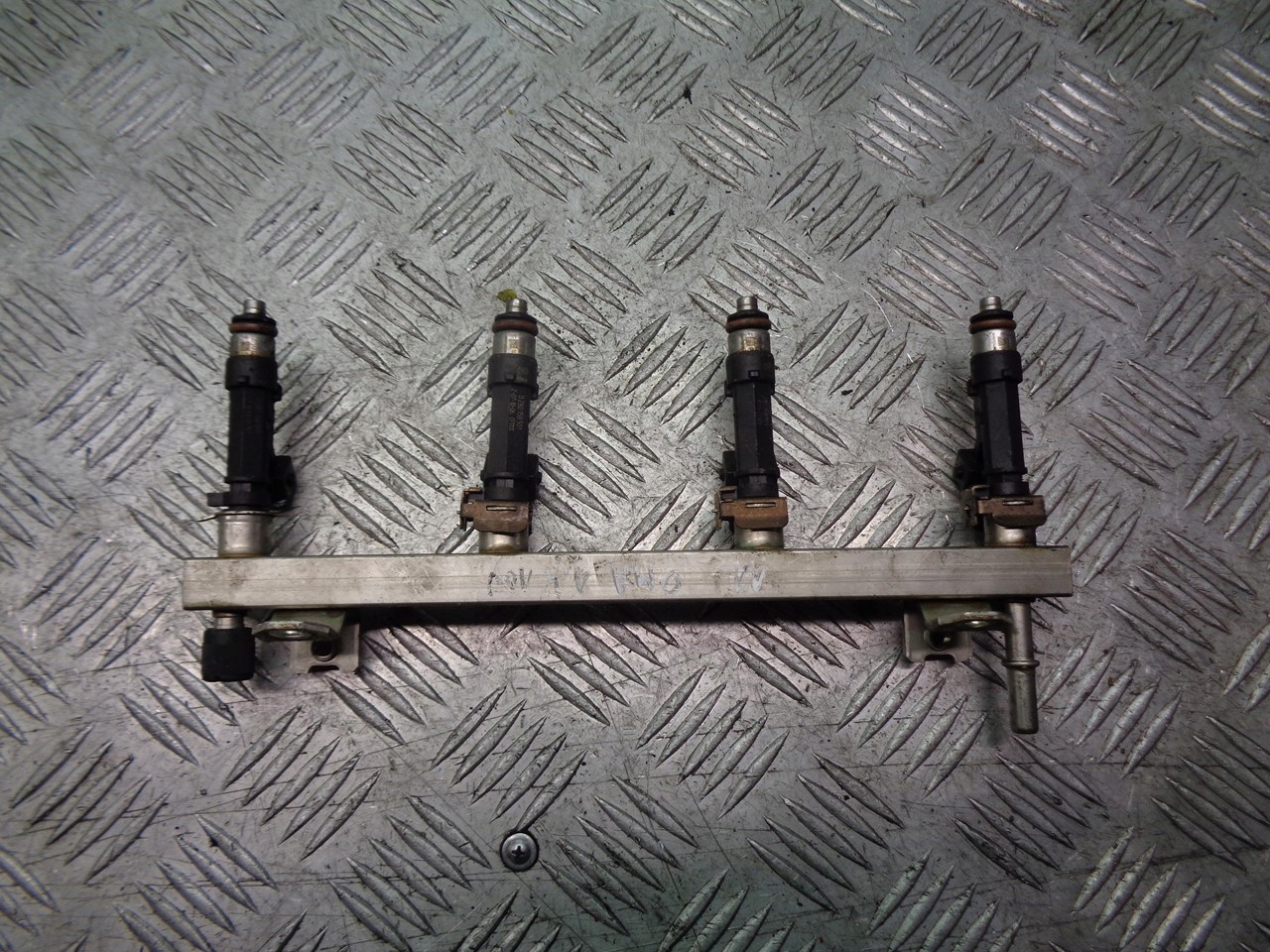 LISTWA WTRYSKOWA OPEL MERIVA A 0280151208