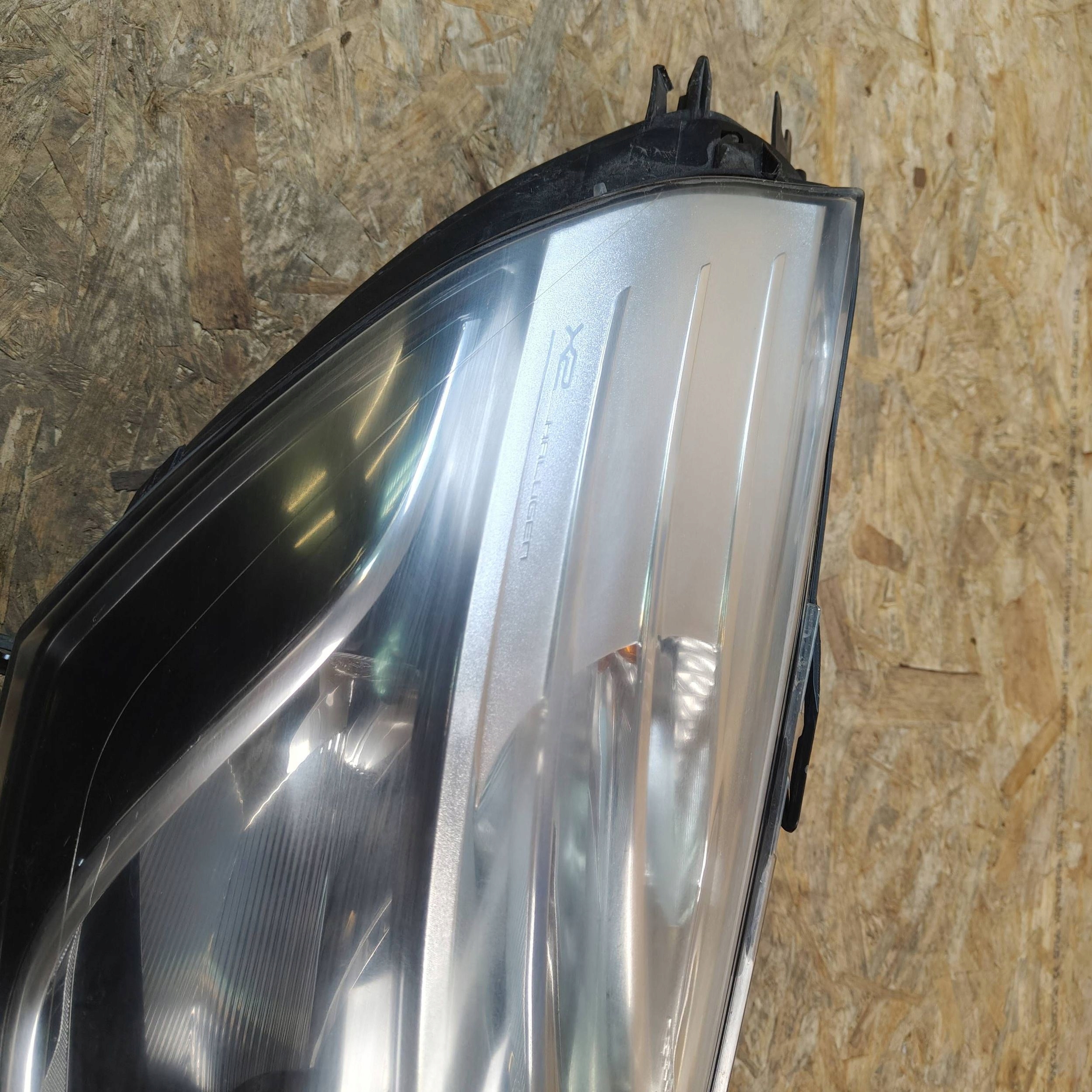 Reflektor front side right Renault Clio IV 260102796R