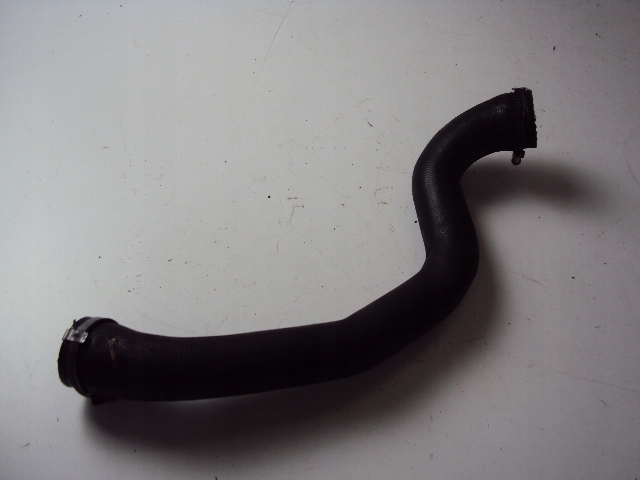 6M51-6K863-JA - Труба интеркулера VOLVO V50 04-07