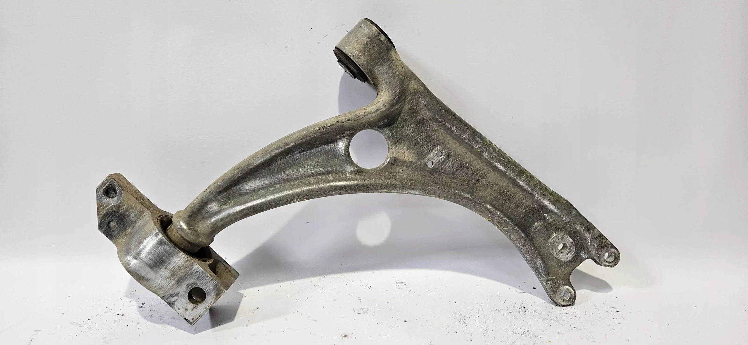 arm left front VW PASSAT B6 3C0 2005-10 ORYG