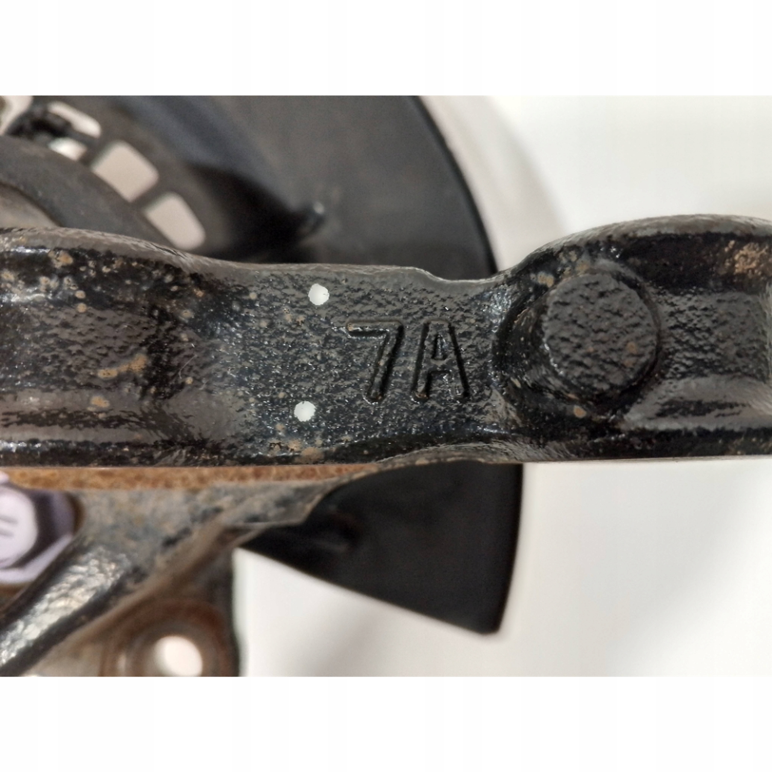 Toyota RAV 4 2,5H swing front left (A178)