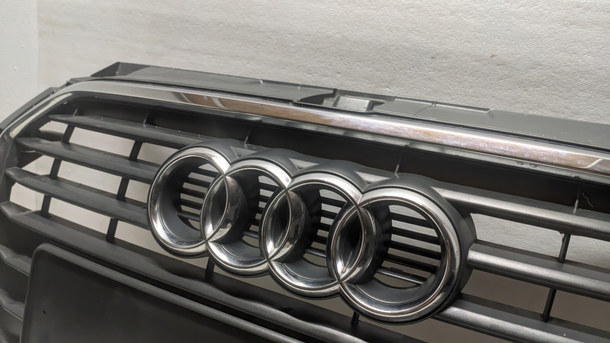 Audi A1 Lift grille radiator grill 8XA853651B