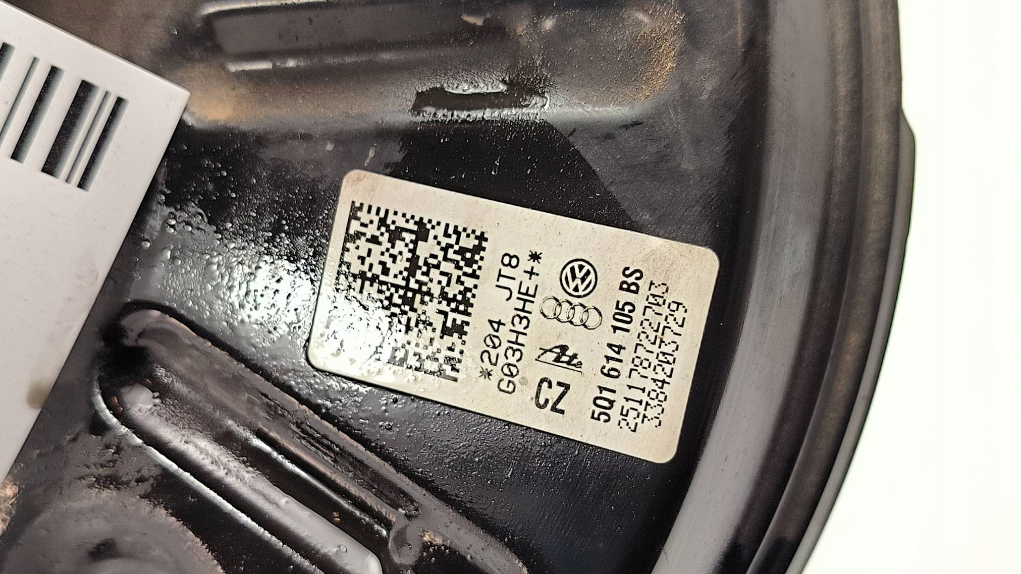 servo brzdové 5Q1614105BS VOLKSWAGEN PASSAT B8