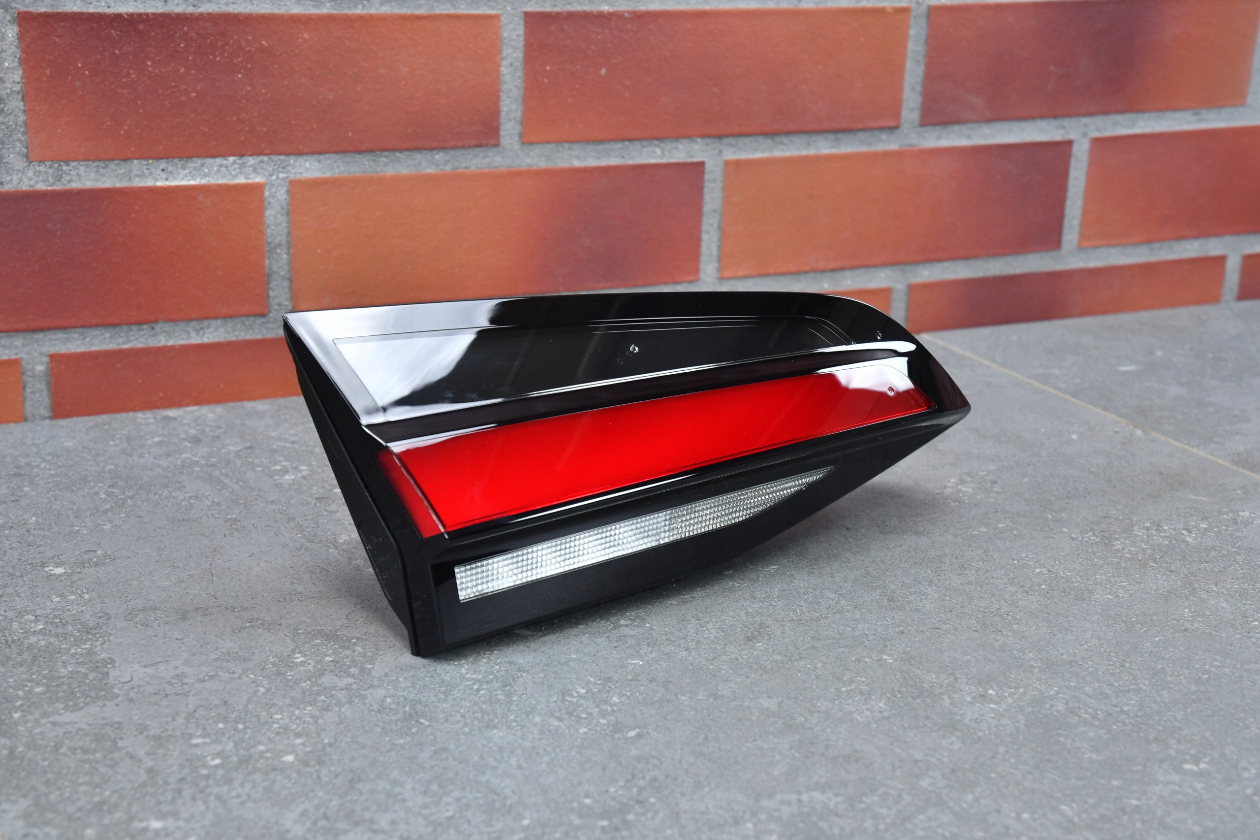 light left rear part rear trunk door BMW 2 U06 0km! originál 8494363