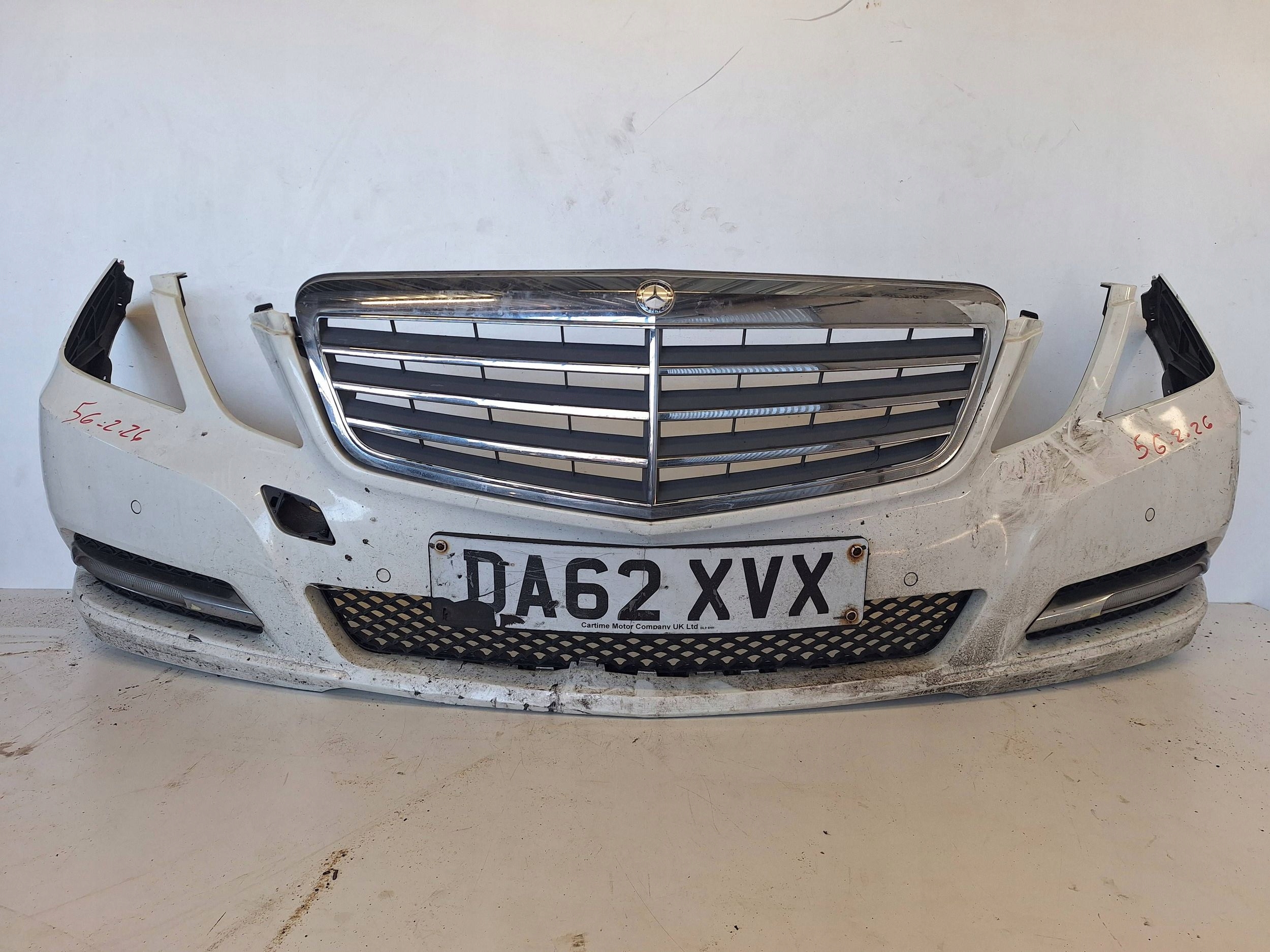 MERCEDES E-KLASA W212 09-13 bumper LED + PDC A2128850025