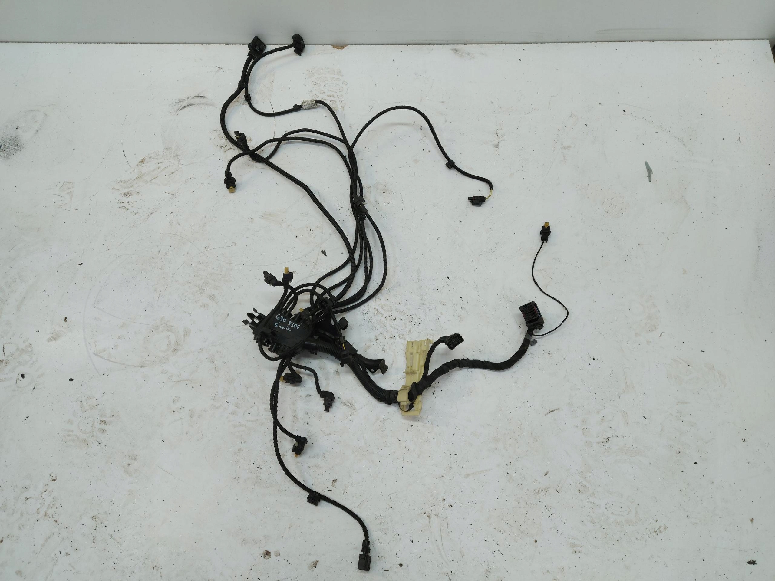 BMW G30 530E bundle motor wiring 8642918
