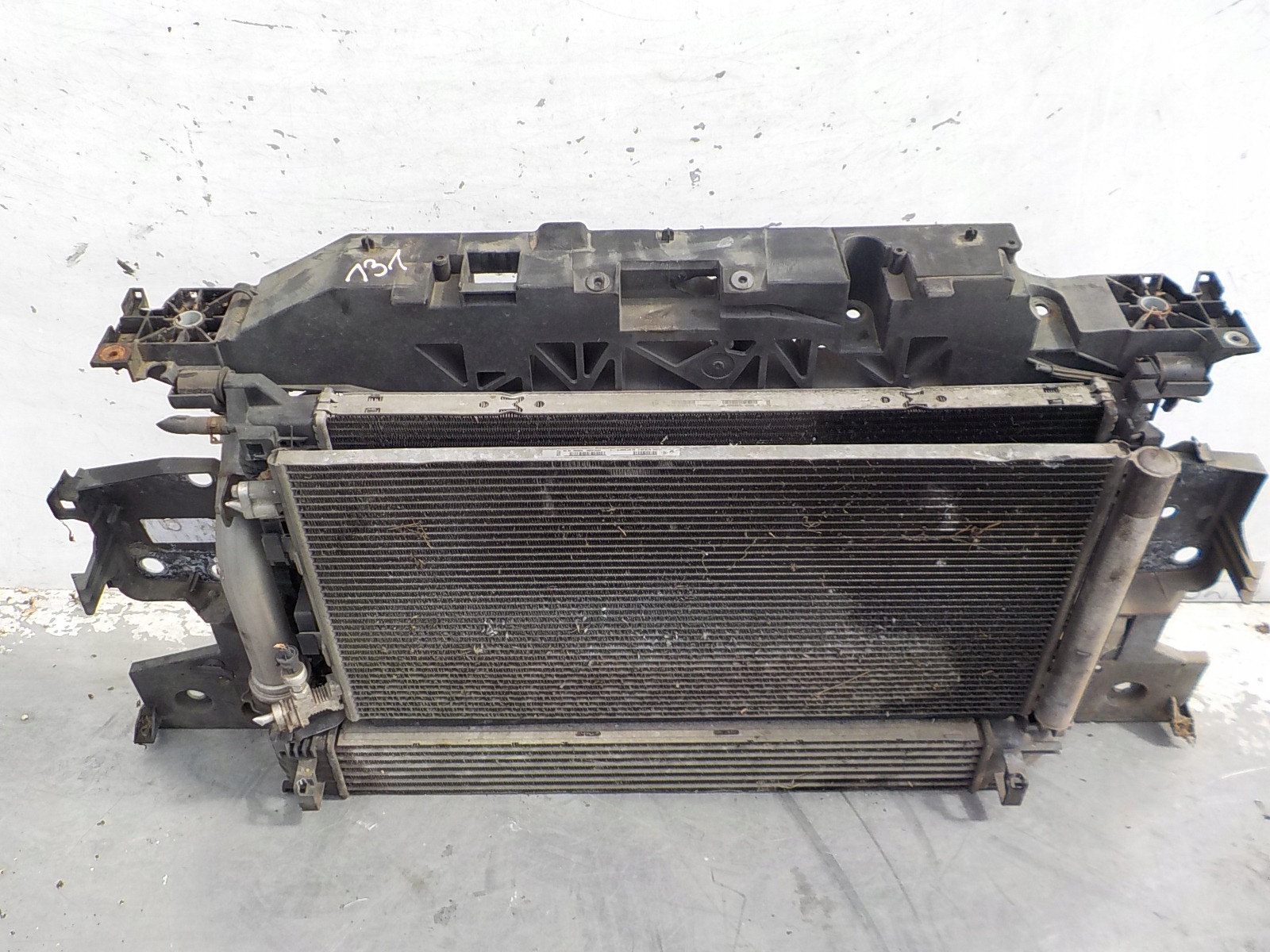 131 RENAULT SCENIC III 1.5 DCI support panel for radiators radiator