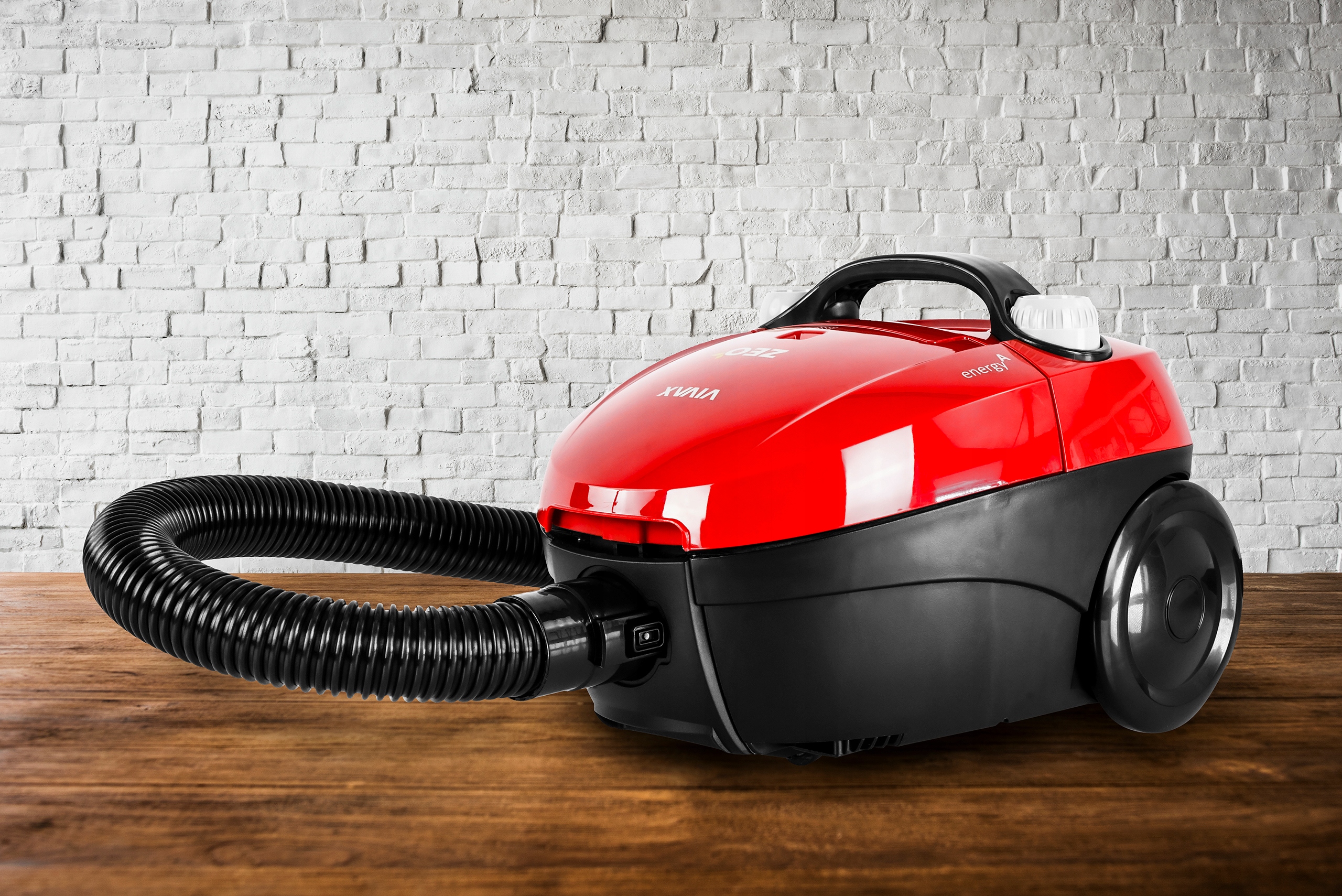 ODKURZACZ TRADYCYJNY WORKOWY VIVAX VC-702 ZEO LEKKI 900W EAN (GTIN) 3856005177325