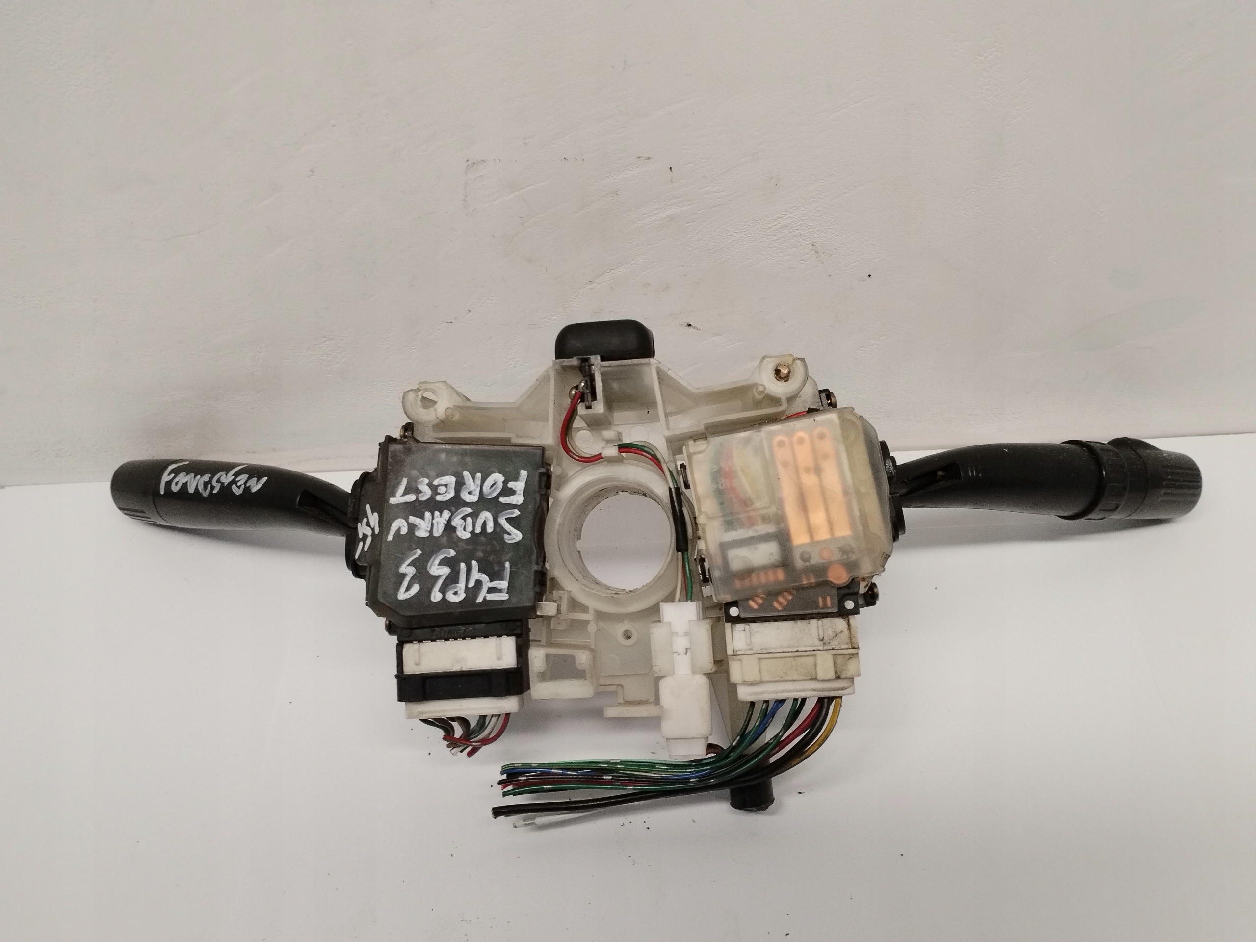 Kombischalter pajak Subaru 83111FC55