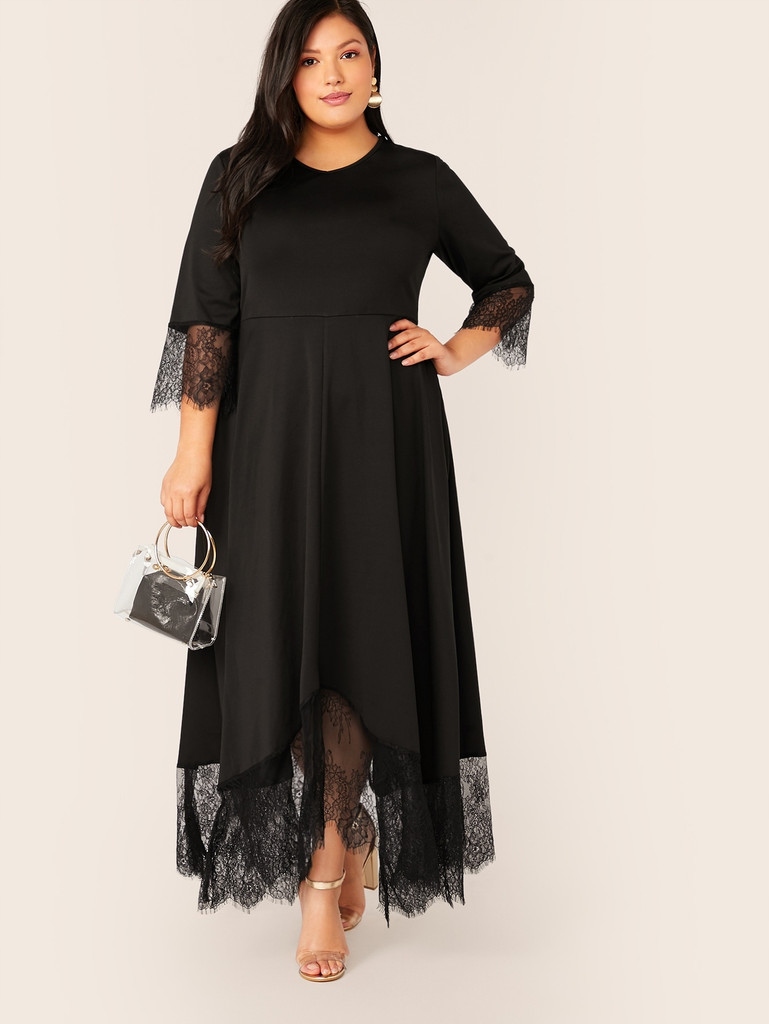 Sukienka z koronkowym wykończeniem maxi czarna XL