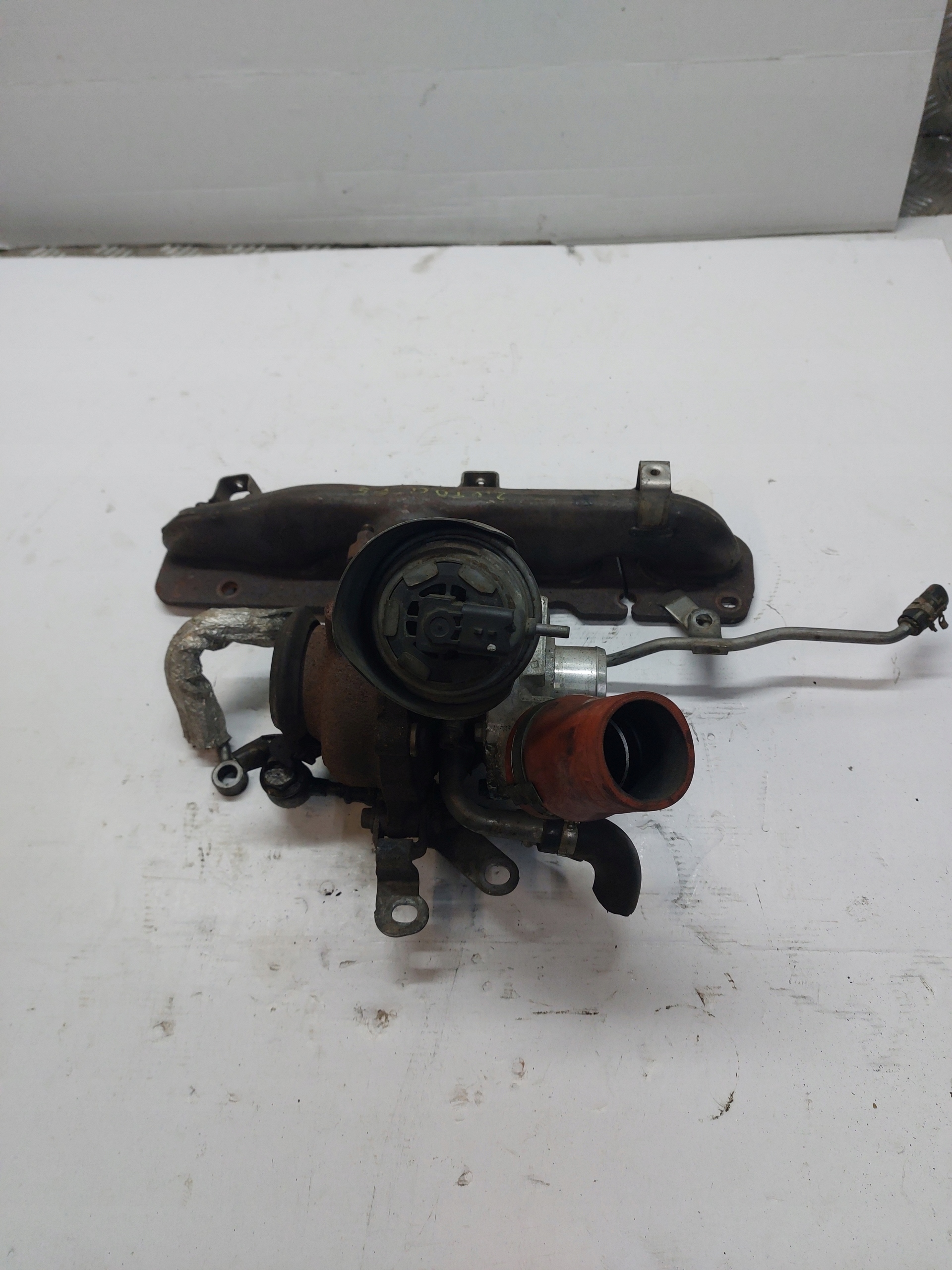 URBOSPREZARKA FORD KUGA II FOCUS MK3 2.0 TDCI 806498-0001